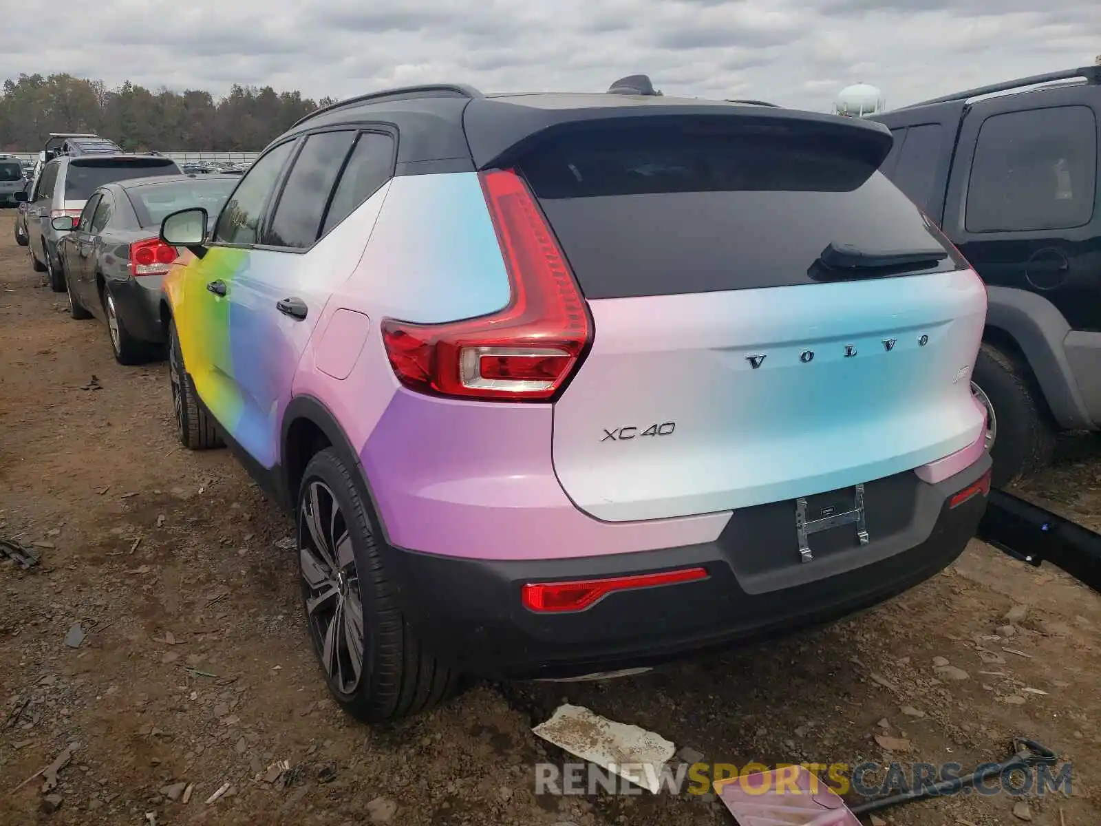 3 Photograph of a damaged car YV4ED3UR4M2440413 VOLVO XC40 2021