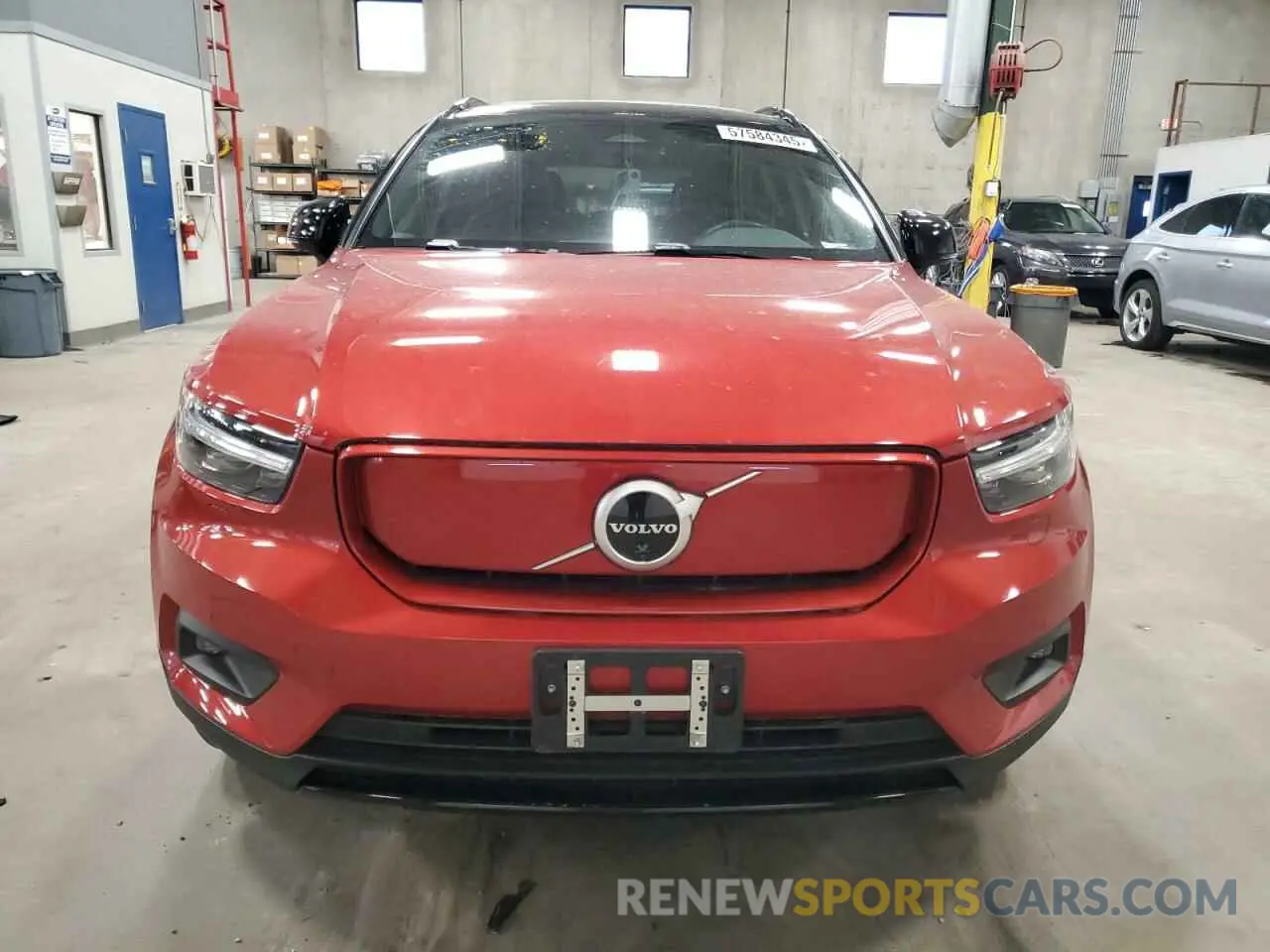 5 Photograph of a damaged car YV4ED3UR8M2529871 VOLVO XC40 2021