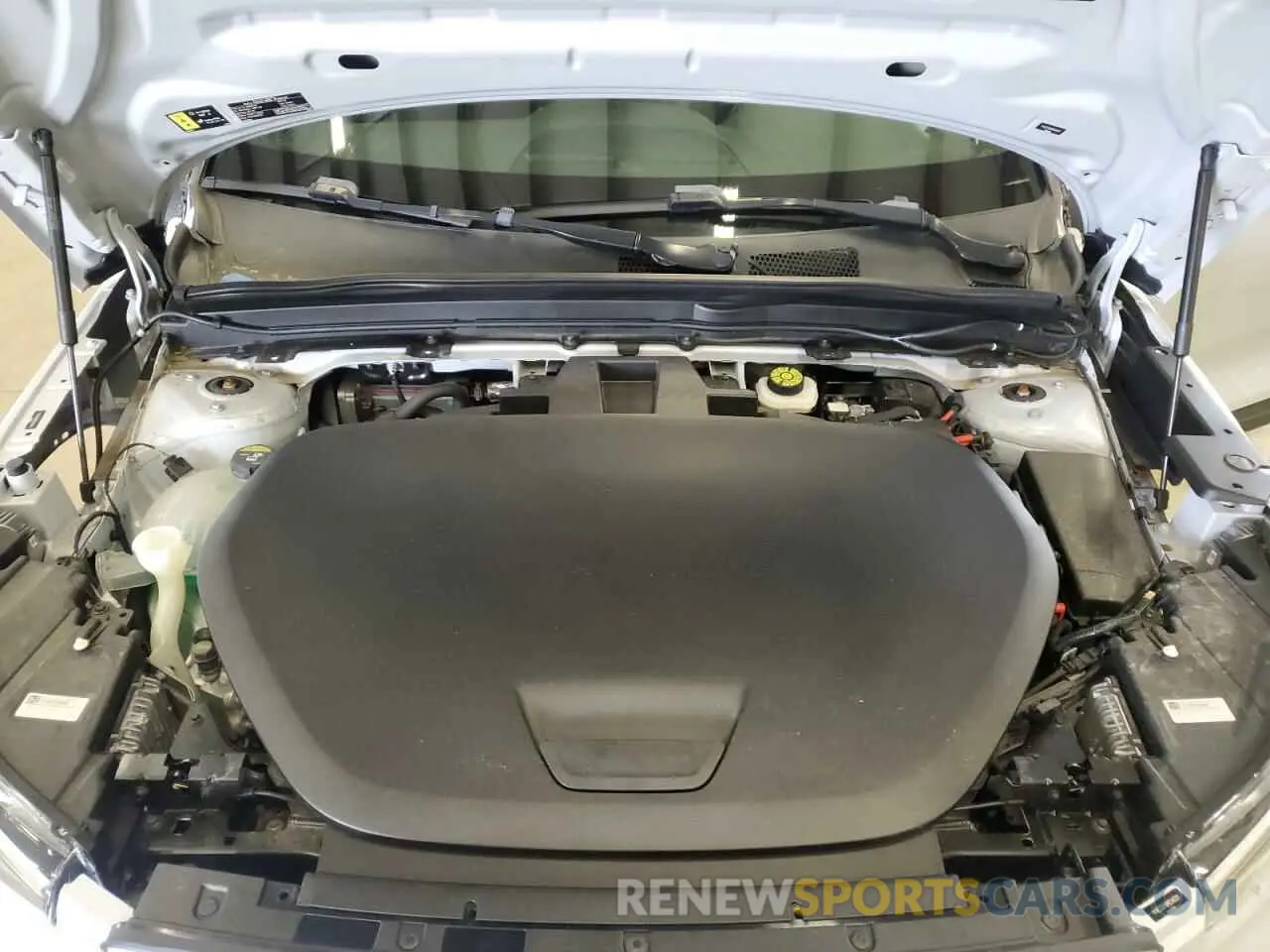 12 Photograph of a damaged car YV4ED3UR8M2546301 VOLVO XC40 2021