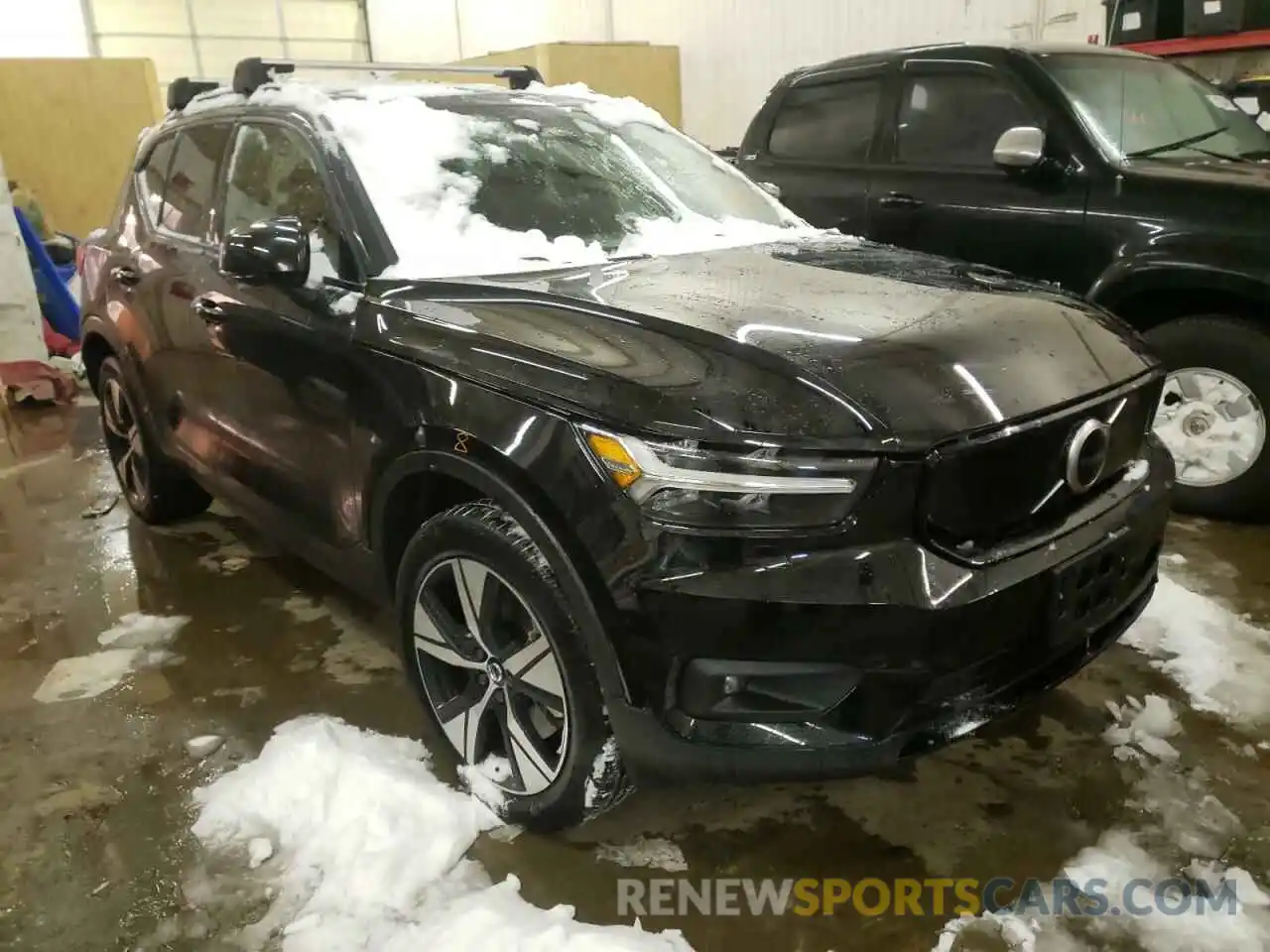 1 Photograph of a damaged car YV4ED3UR9M2521603 VOLVO XC40 2021