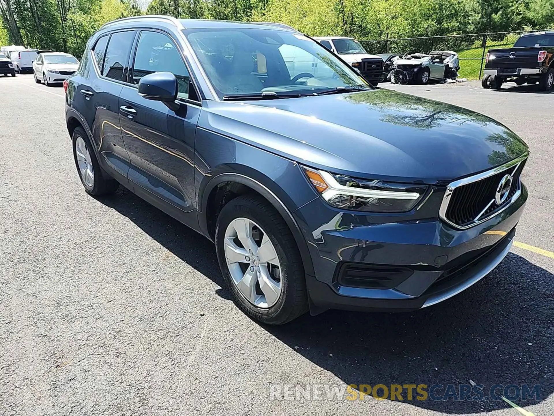 21 Photograph of a damaged car YV4162UK1N2764359 VOLVO XC40 2022