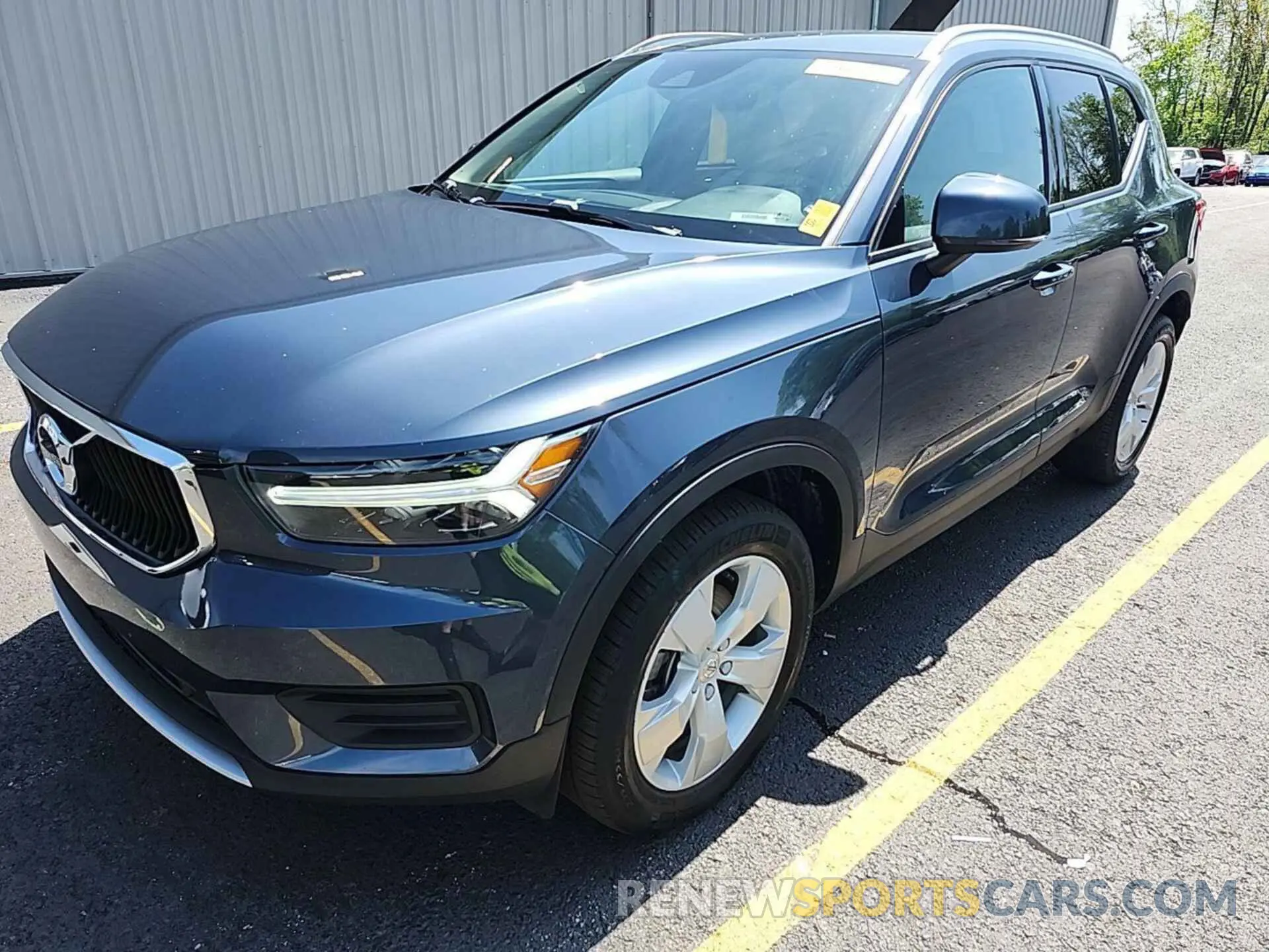 5 Photograph of a damaged car YV4162UK1N2764359 VOLVO XC40 2022