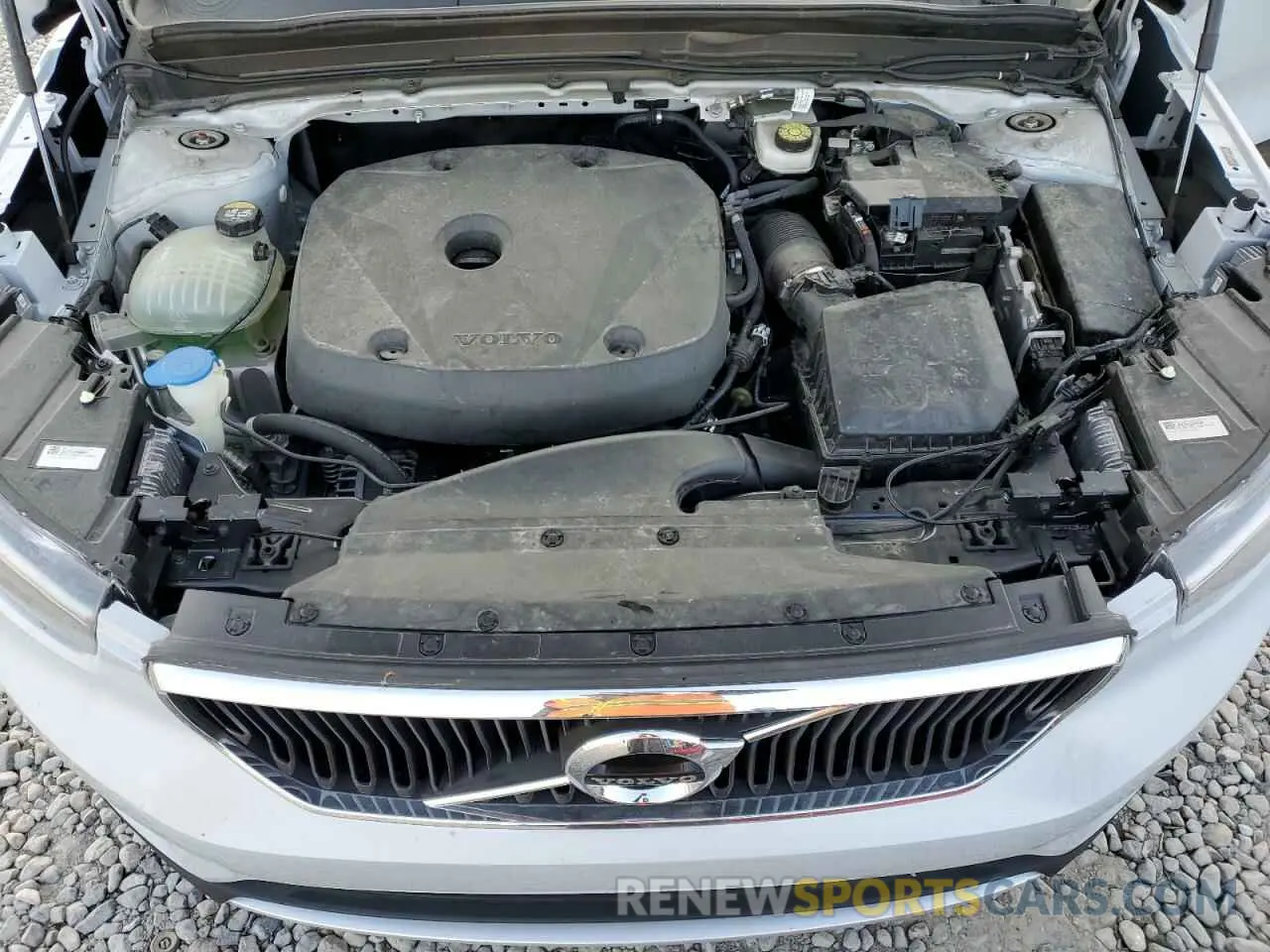 12 Photograph of a damaged car YV4162UK3N2755663 VOLVO XC40 2022