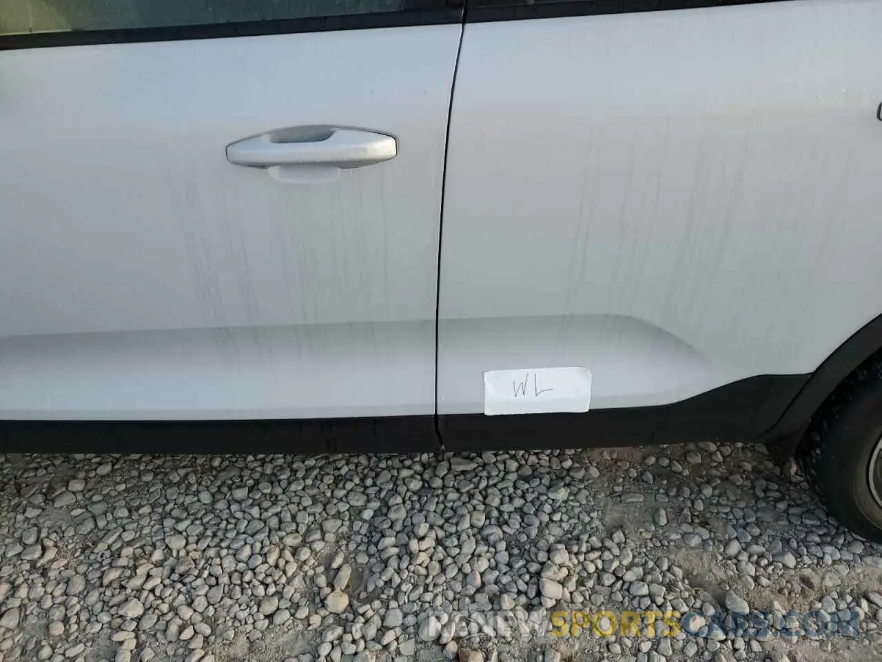 13 Photograph of a damaged car YV4162UK3N2755663 VOLVO XC40 2022