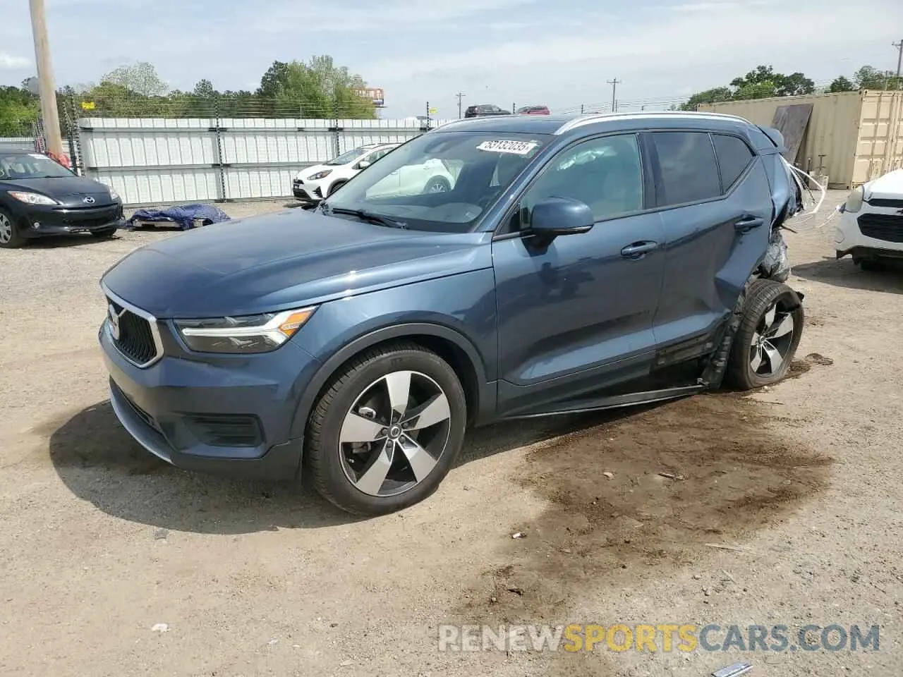 1 Photograph of a damaged car YV4162UK7N2651497 VOLVO XC40 2022