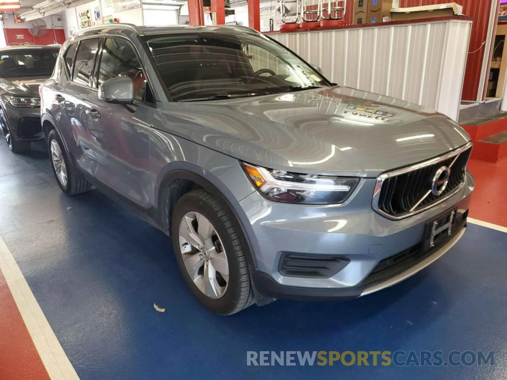 11 Photograph of a damaged car YV4162UK7N2764639 VOLVO XC40 2022