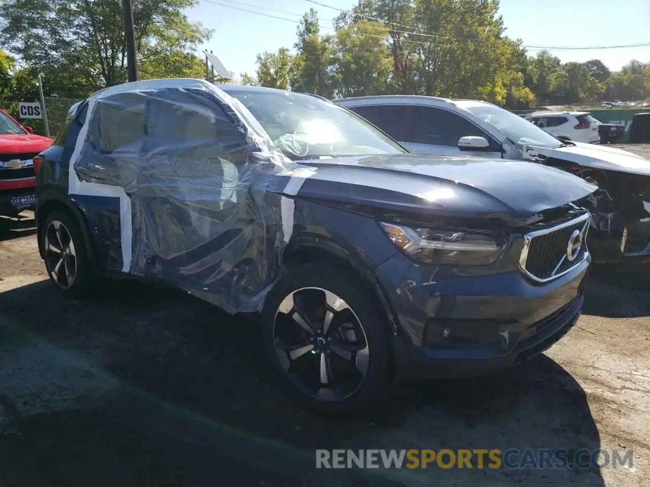 1 Photograph of a damaged car YV4162UK9N2664834 VOLVO XC40 2022