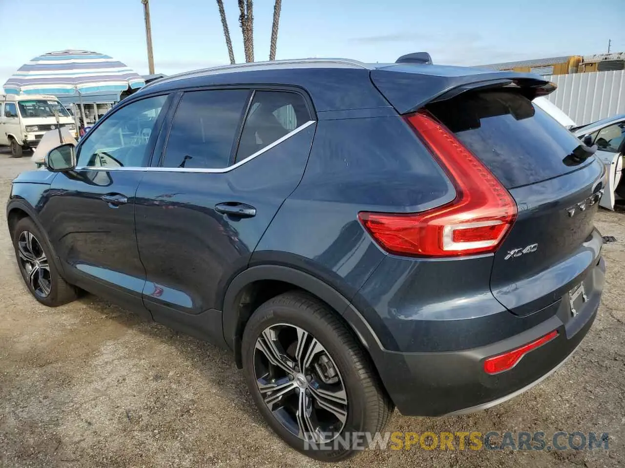 2 Photograph of a damaged car YV4162UL0N2787155 VOLVO XC40 2022