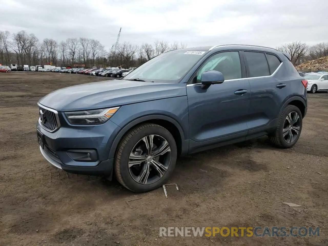 1 Photograph of a damaged car YV4162UL3N2646788 VOLVO XC40 2022