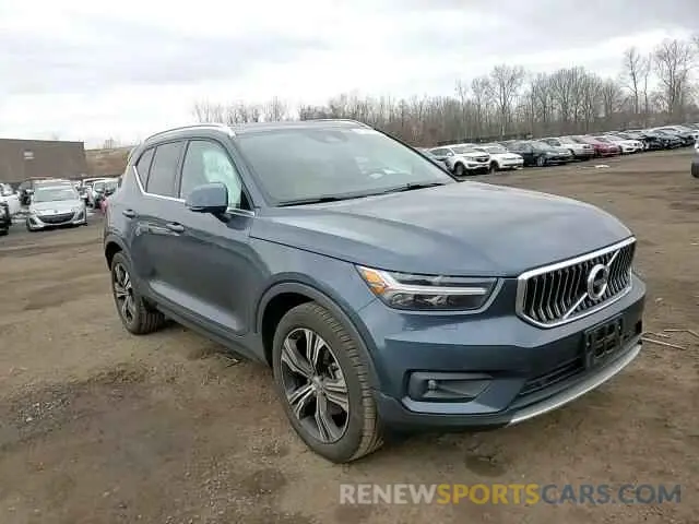 12 Photograph of a damaged car YV4162UL3N2646788 VOLVO XC40 2022