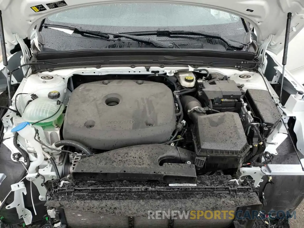 13 Photograph of a damaged car YV4162UM0N2730110 VOLVO XC40 2022