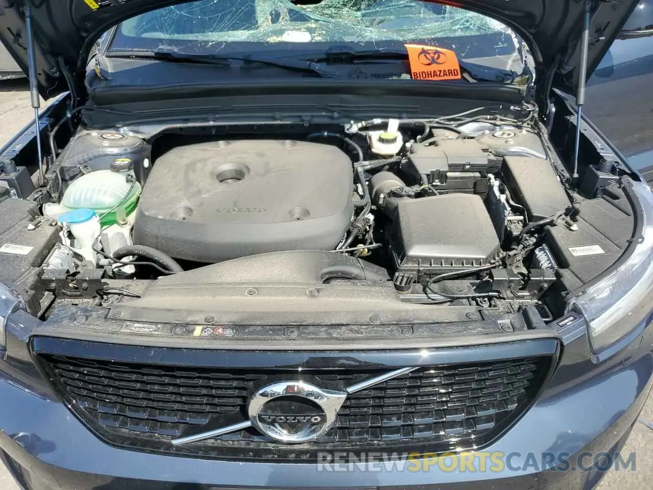 12 Photograph of a damaged car YV4162UM0N2750356 VOLVO XC40 2022
