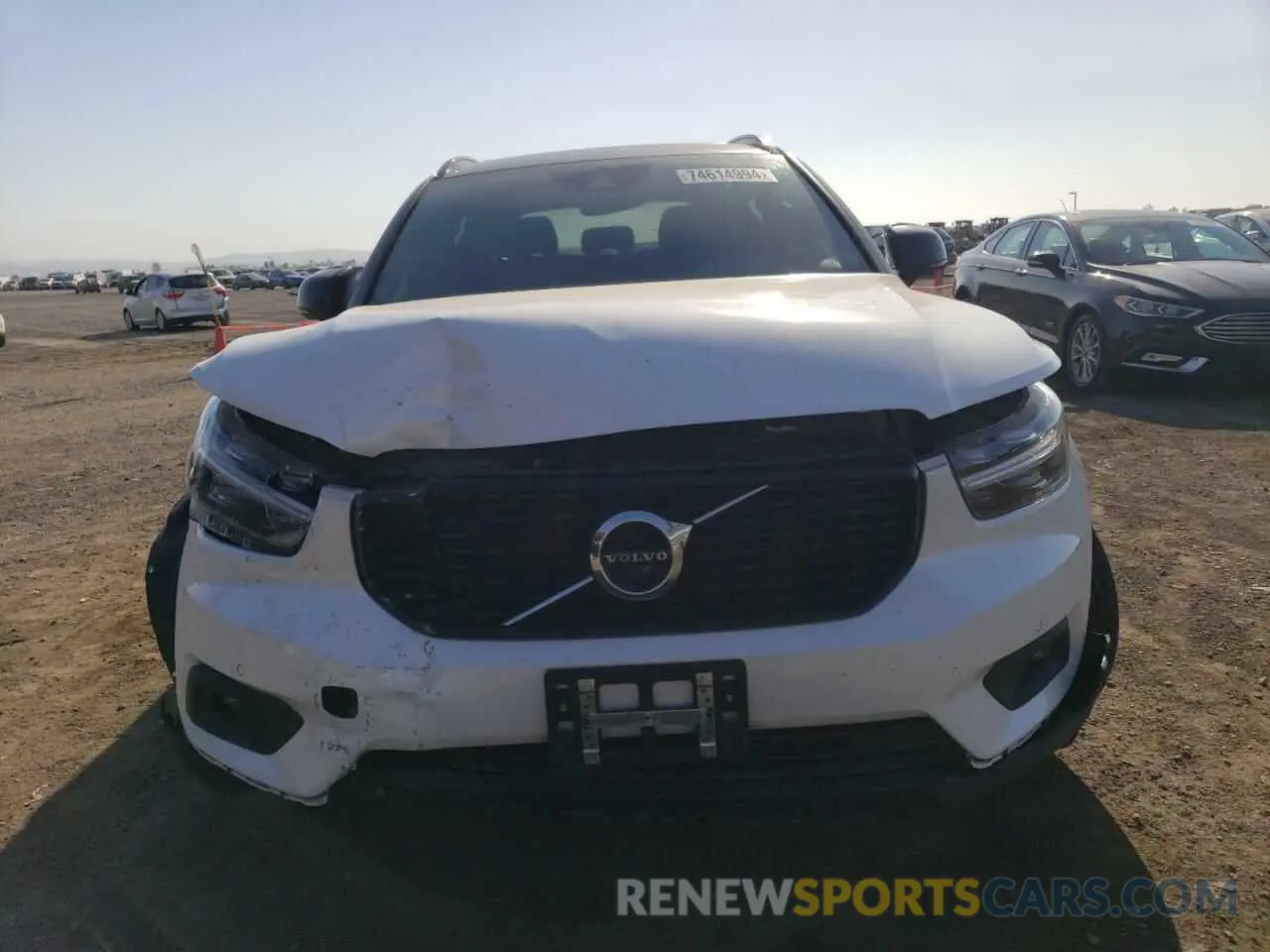 5 Photograph of a damaged car YV4162UM2N2712319 VOLVO XC40 2022