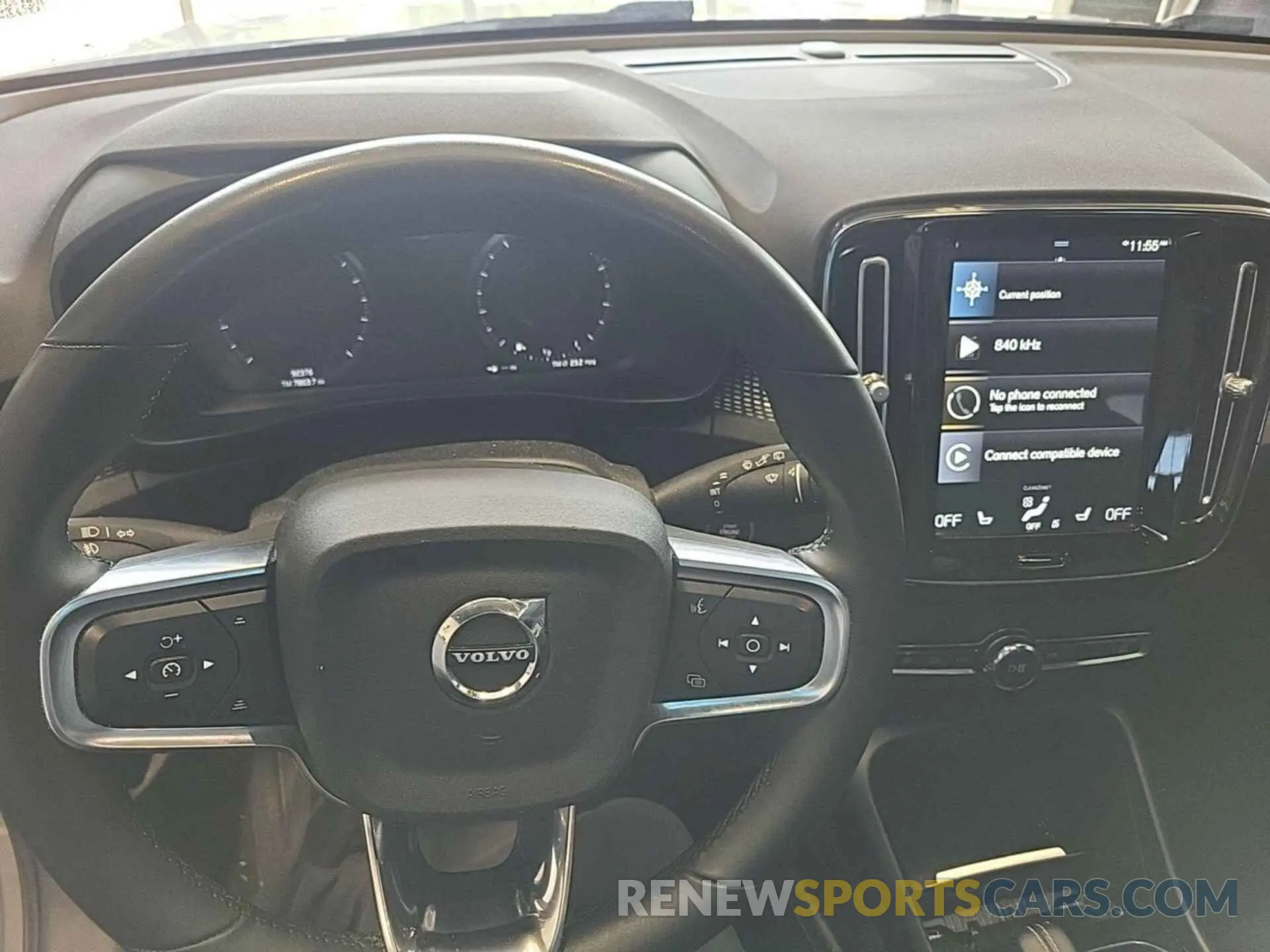 3 Photograph of a damaged car YV4162UM2N2769099 VOLVO XC40 2022