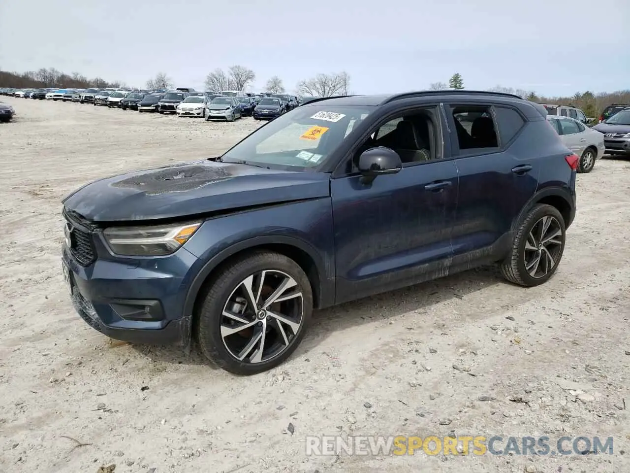 1 Photograph of a damaged car YV4162UM6N2783586 VOLVO XC40 2022