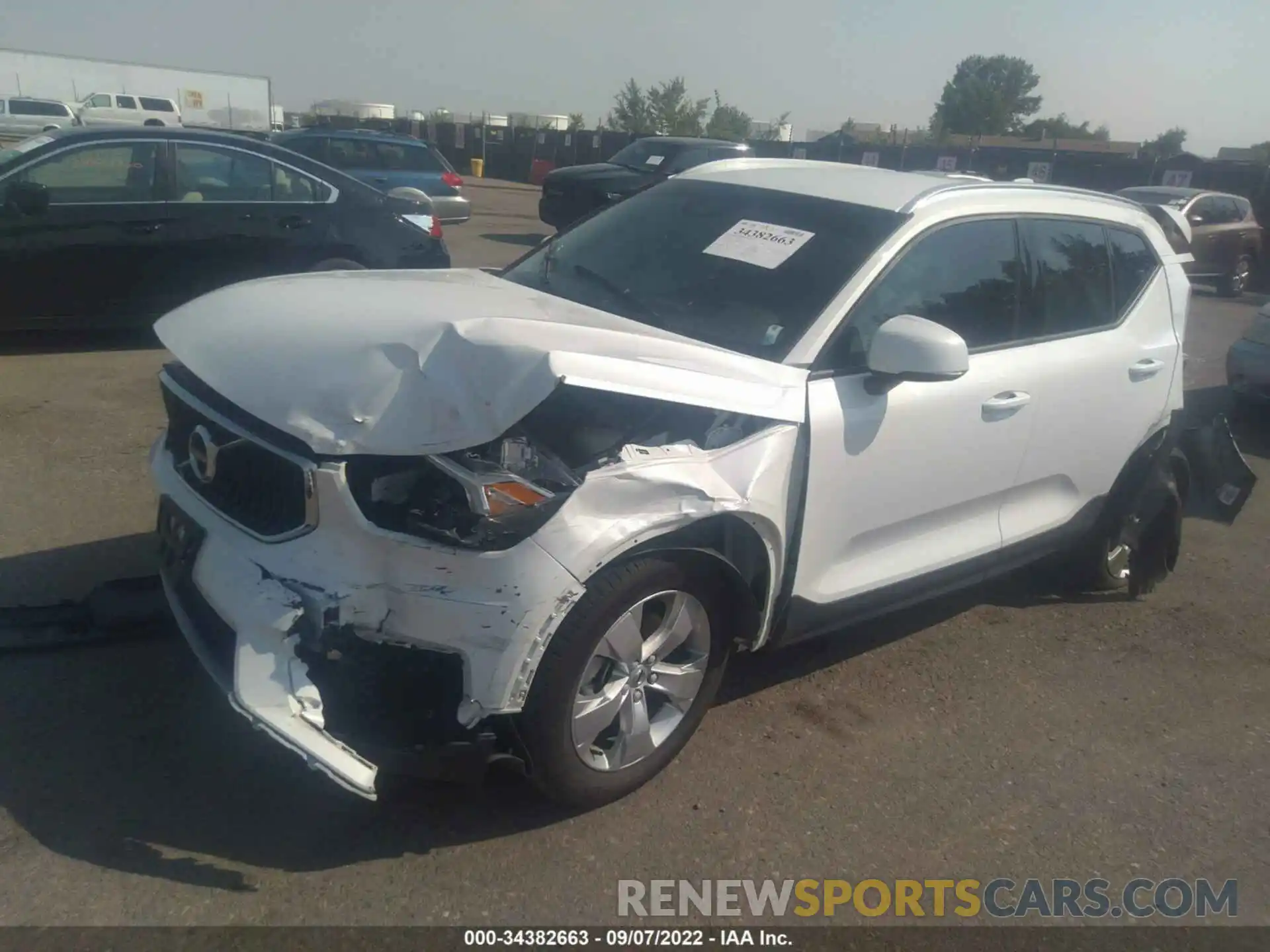 2 Photograph of a damaged car YV4AC2HK8N2705344 VOLVO XC40 2022