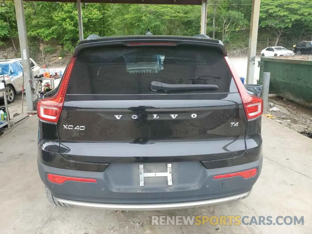 6 Photograph of a damaged car YV4AC2HKXN2760409 VOLVO XC40 2022