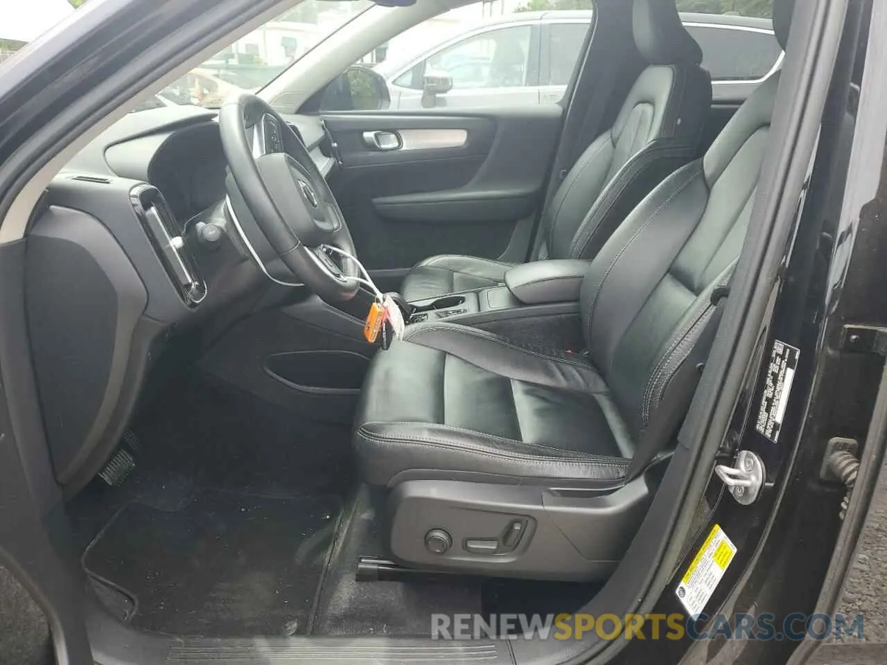 7 Photograph of a damaged car YV4AC2HKXN2760409 VOLVO XC40 2022