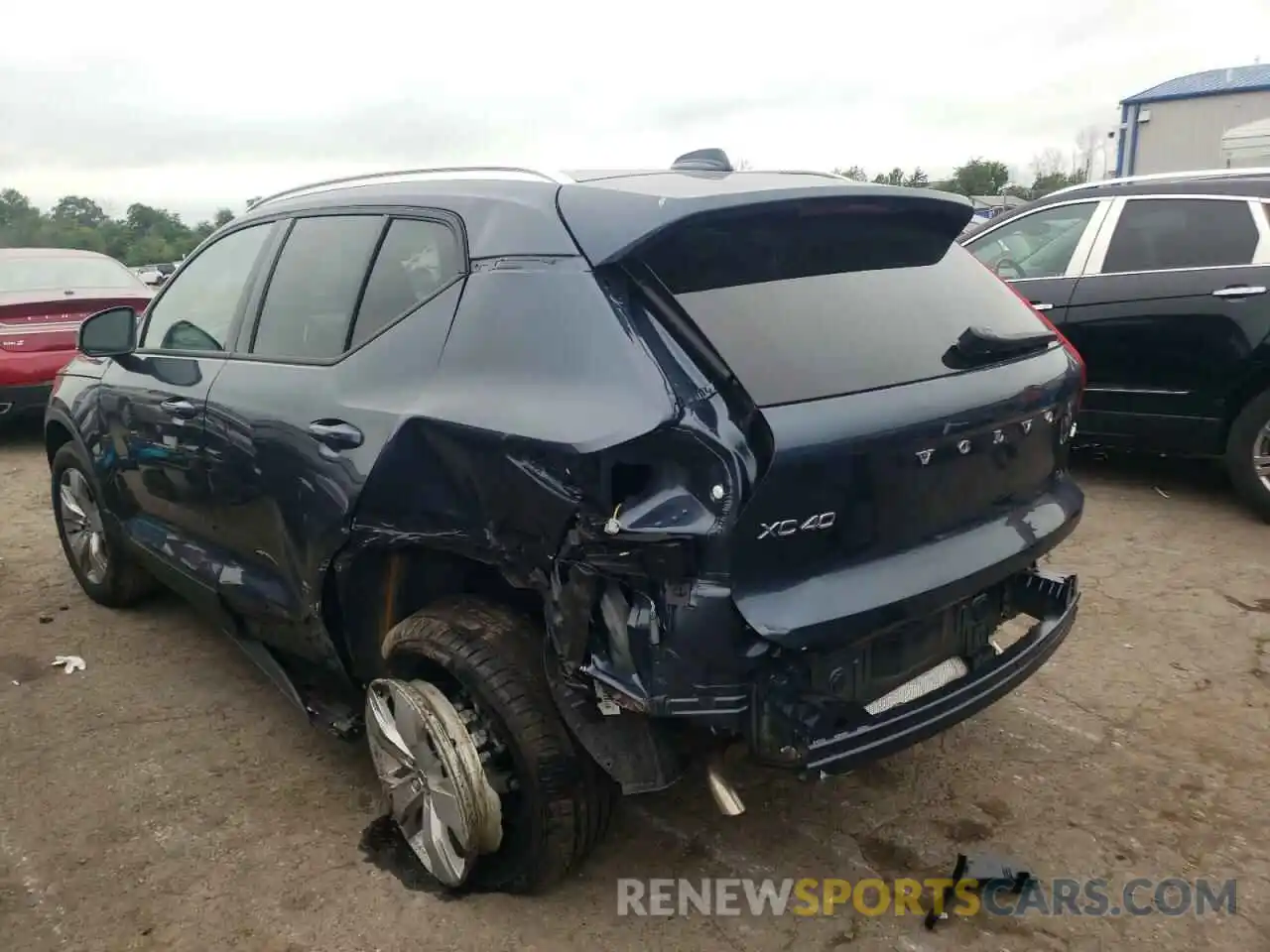 3 Photograph of a damaged car YV4AC2HKXN2764105 VOLVO XC40 2022