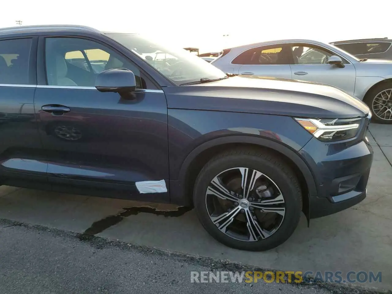13 Photograph of a damaged car YV4AC2HL4N2745980 VOLVO XC40 2022
