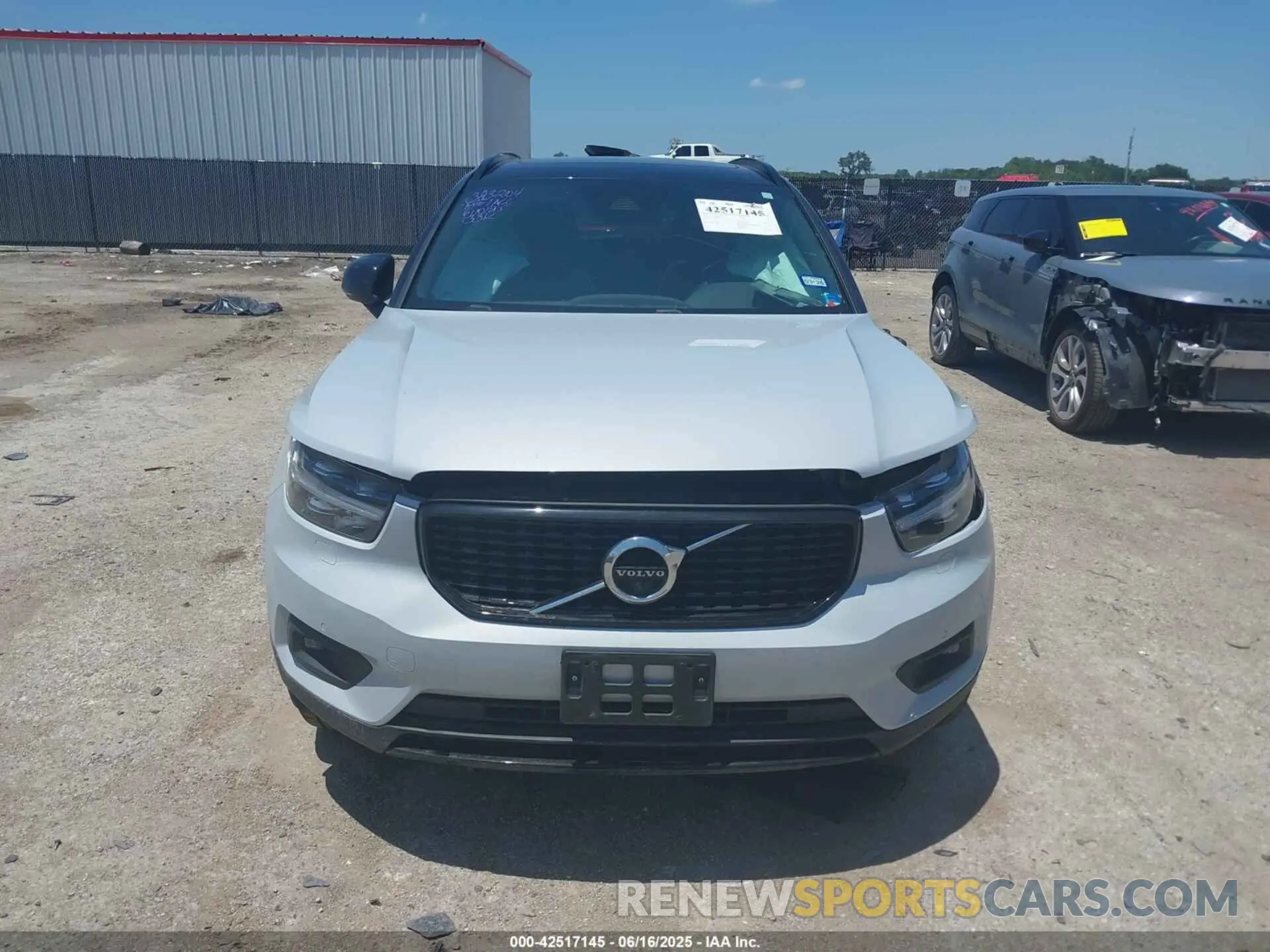 12 Photograph of a damaged car YV4AC2HM8N2741858 VOLVO XC40 2022