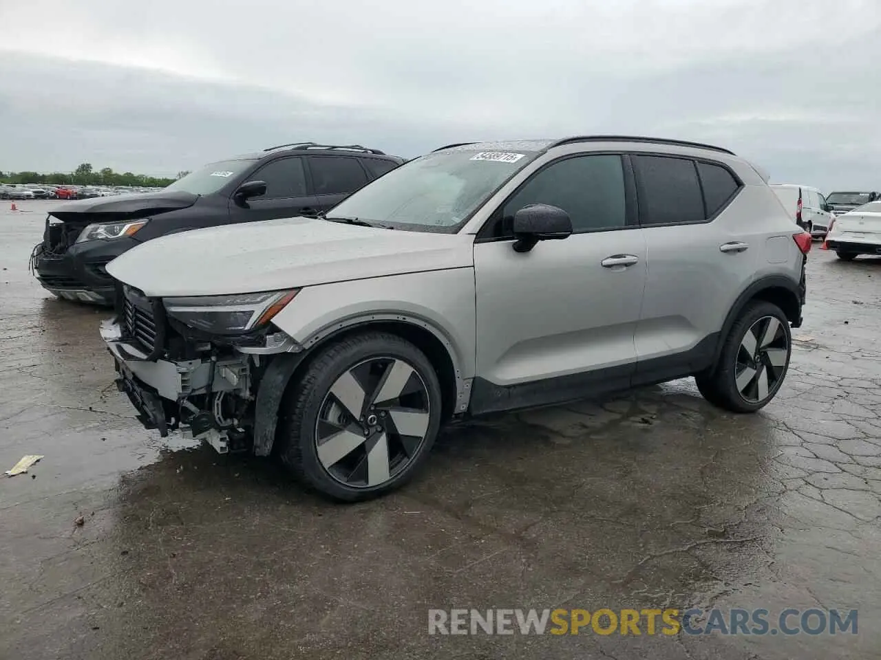 1 Photograph of a damaged car YV4ED3UM7P2946892 VOLVO XC40 2023