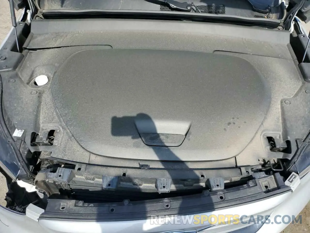 12 Photograph of a damaged car YV4ED3UW6P2069880 VOLVO XC40 2023