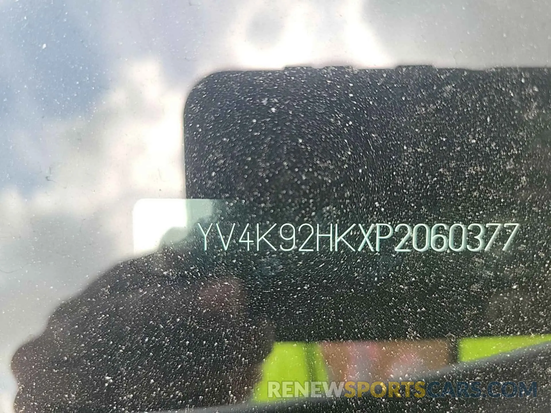 6 Photograph of a damaged car YV4K92HKXP2060377 VOLVO XC40 2023