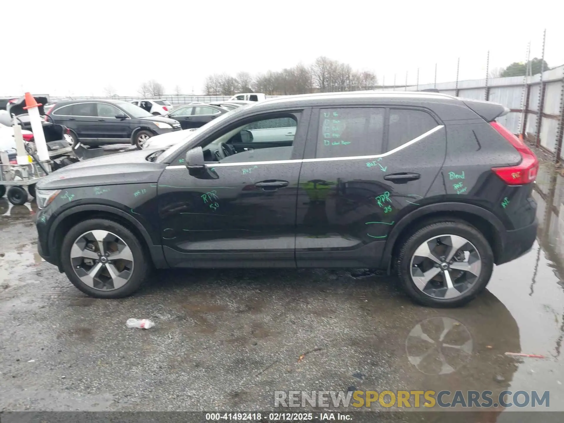 15 Photograph of a damaged car YV4K92HN3P2974545 VOLVO XC40 2023