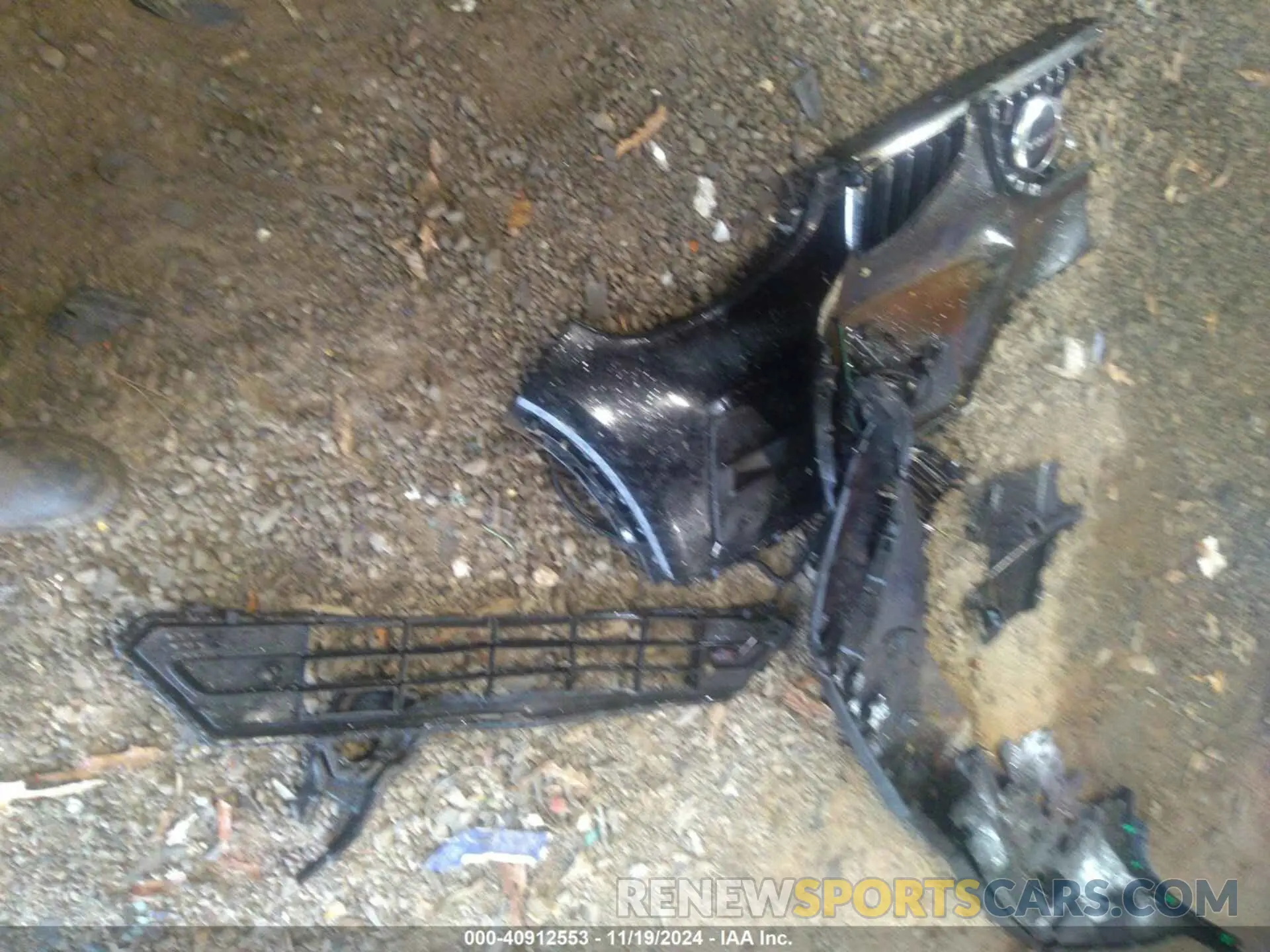 12 Photograph of a damaged car YV4L12UN6P2088821 VOLVO XC40 2023