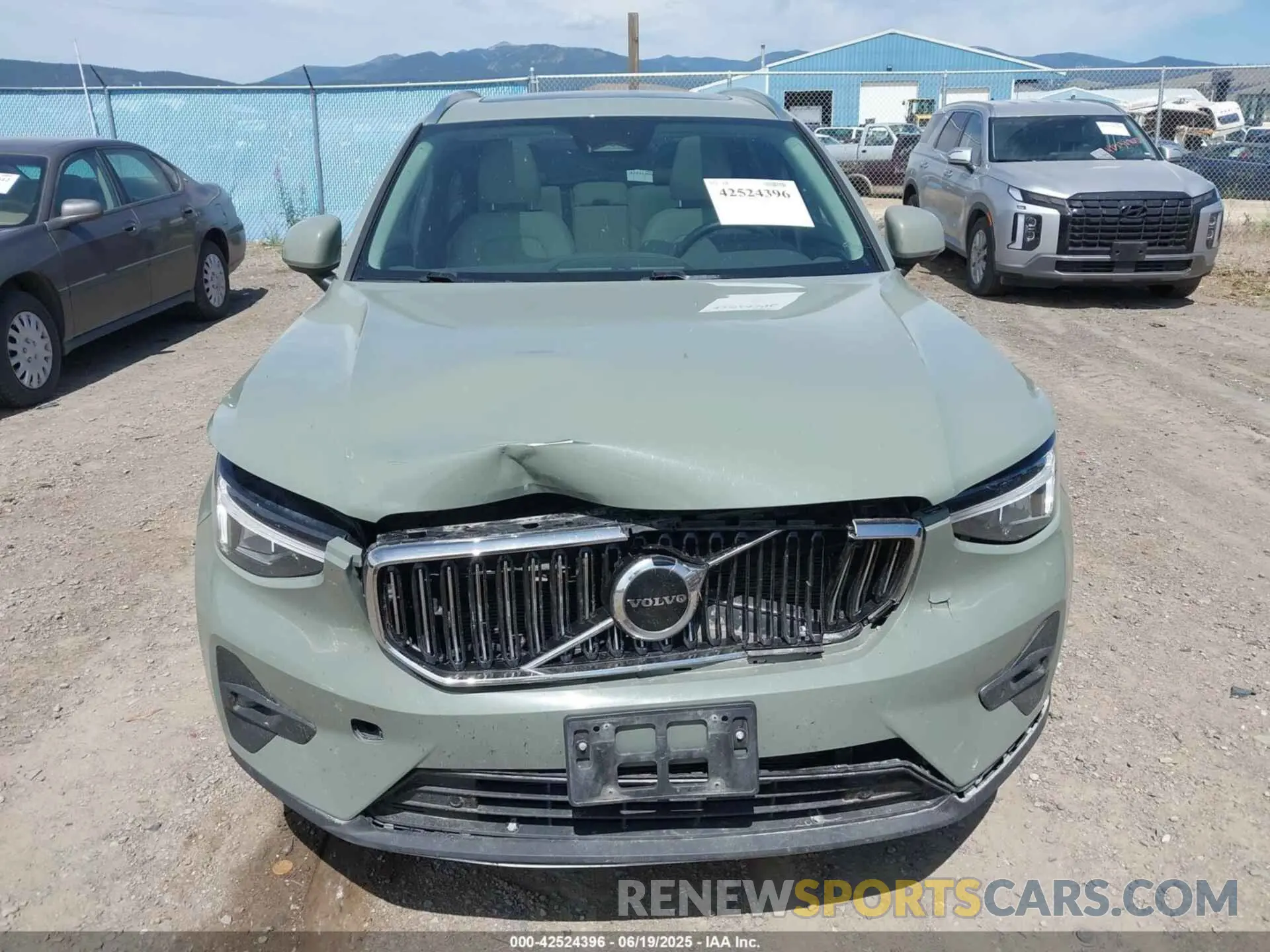 12 Photograph of a damaged car YV4L12UNXP2930656 VOLVO XC40 2023