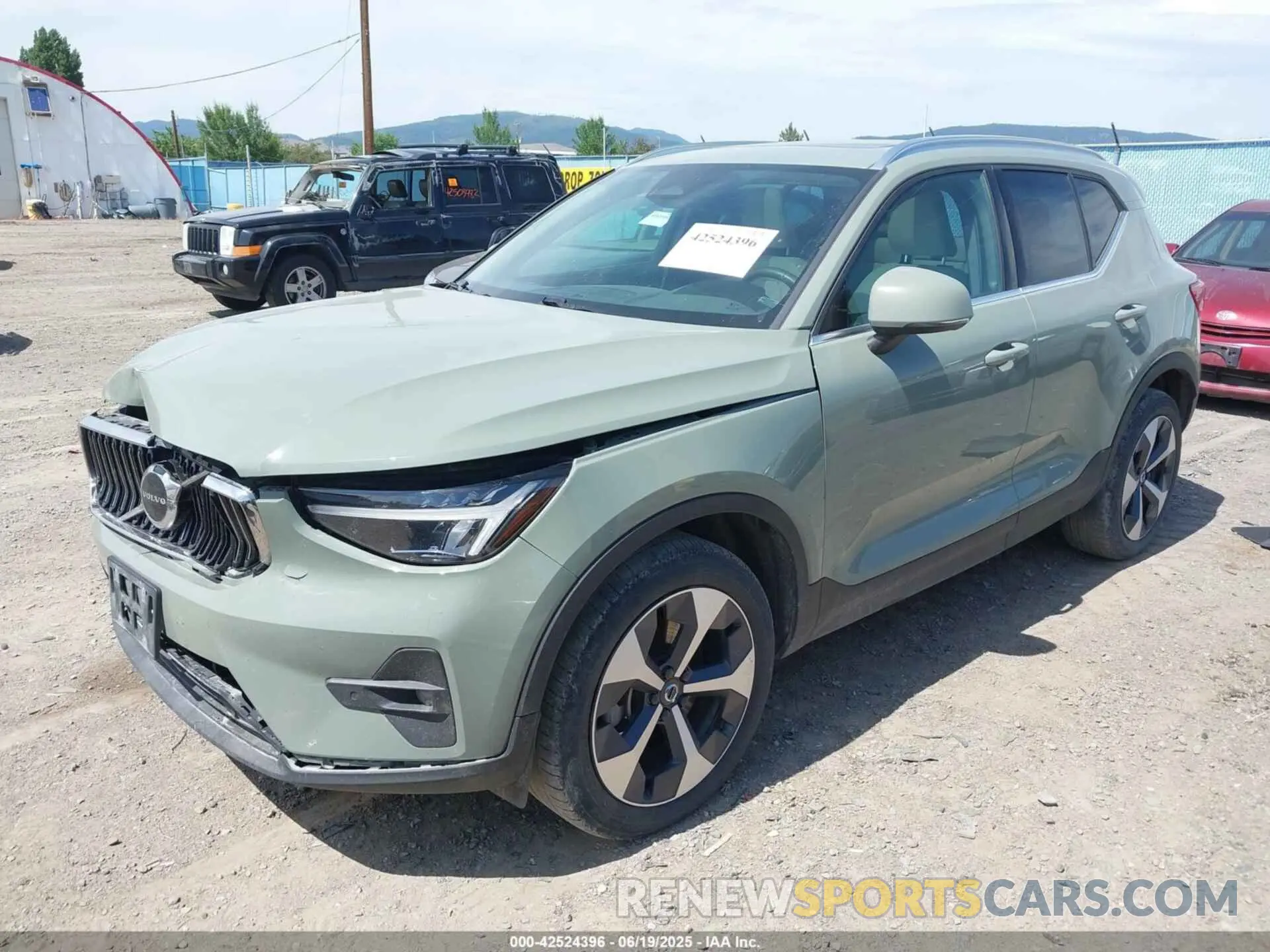 2 Photograph of a damaged car YV4L12UNXP2930656 VOLVO XC40 2023
