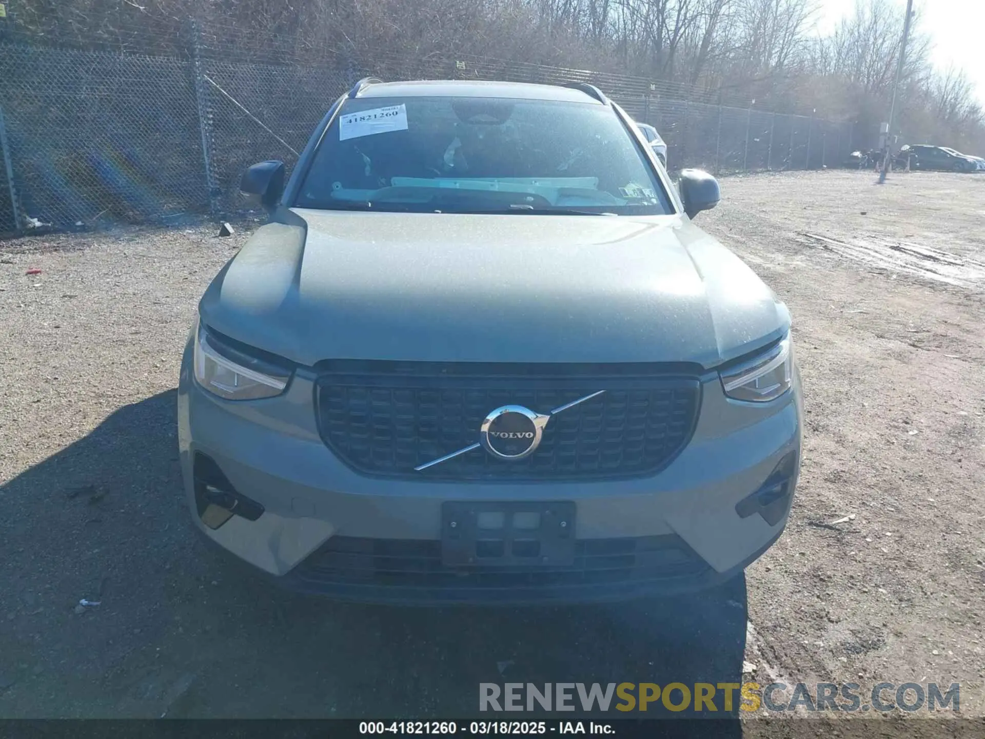 13 Photograph of a damaged car YV4L12UW2P2993033 VOLVO XC40 2023