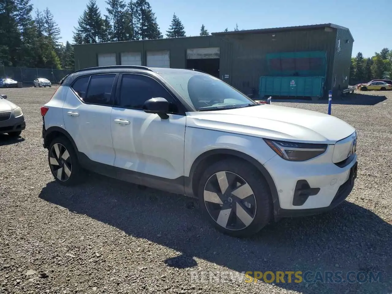 4 Photograph of a damaged car YV4ER3XL4R2256489 VOLVO XC40 2024