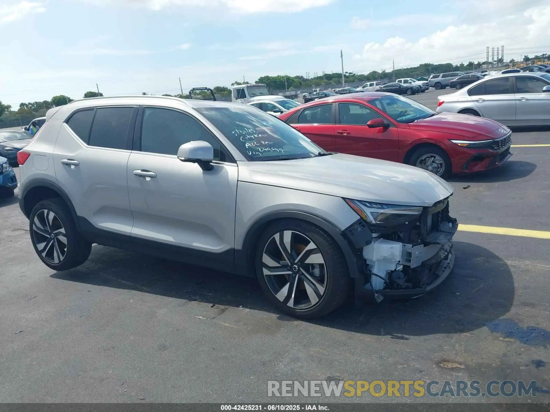 1 Photograph of a damaged car YV4L12UE0R2249649 VOLVO XC40 2024