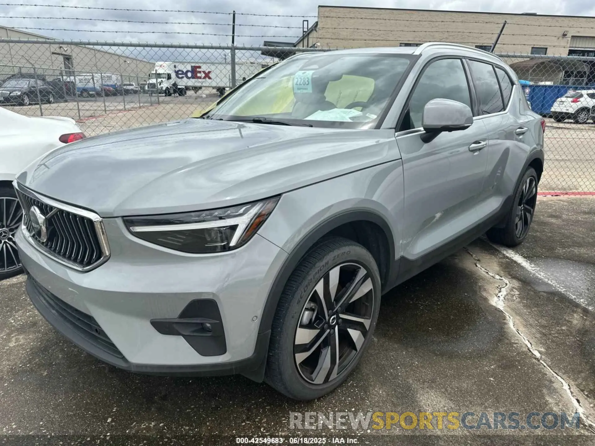2 Photograph of a damaged car YV4L12UE6R2238137 VOLVO XC40 2024