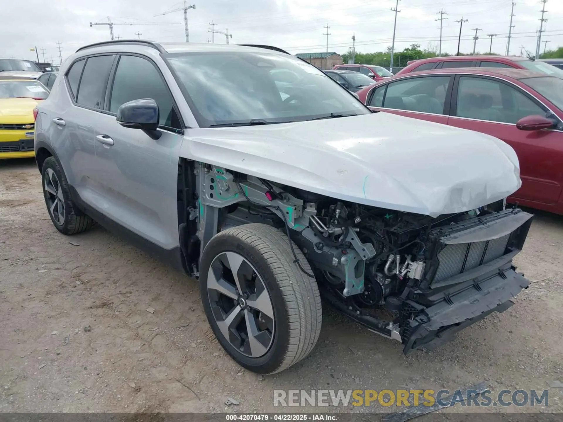 1 Photograph of a damaged car YV4L12UK9R2309479 VOLVO XC40 2024