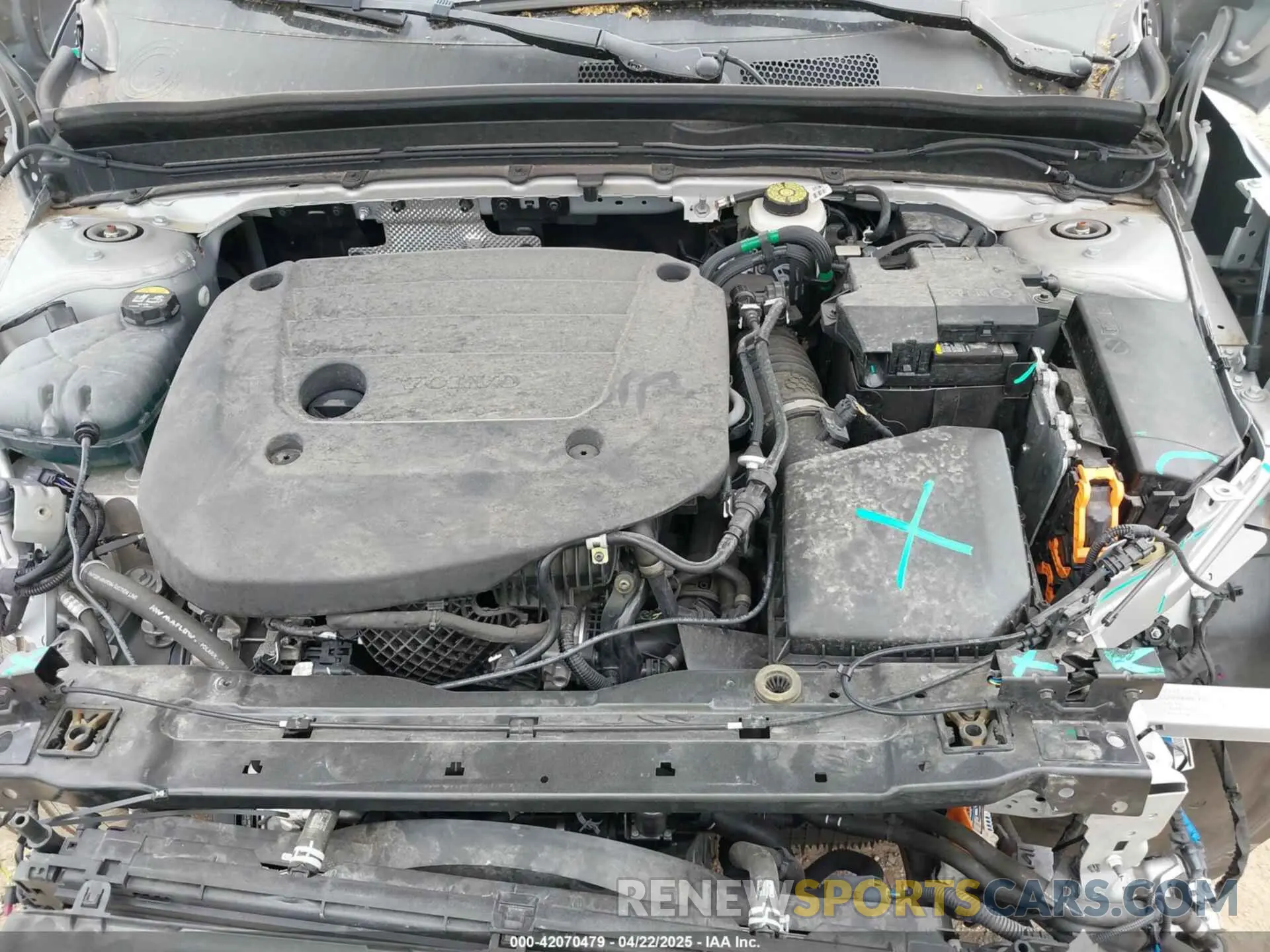 10 Photograph of a damaged car YV4L12UK9R2309479 VOLVO XC40 2024
