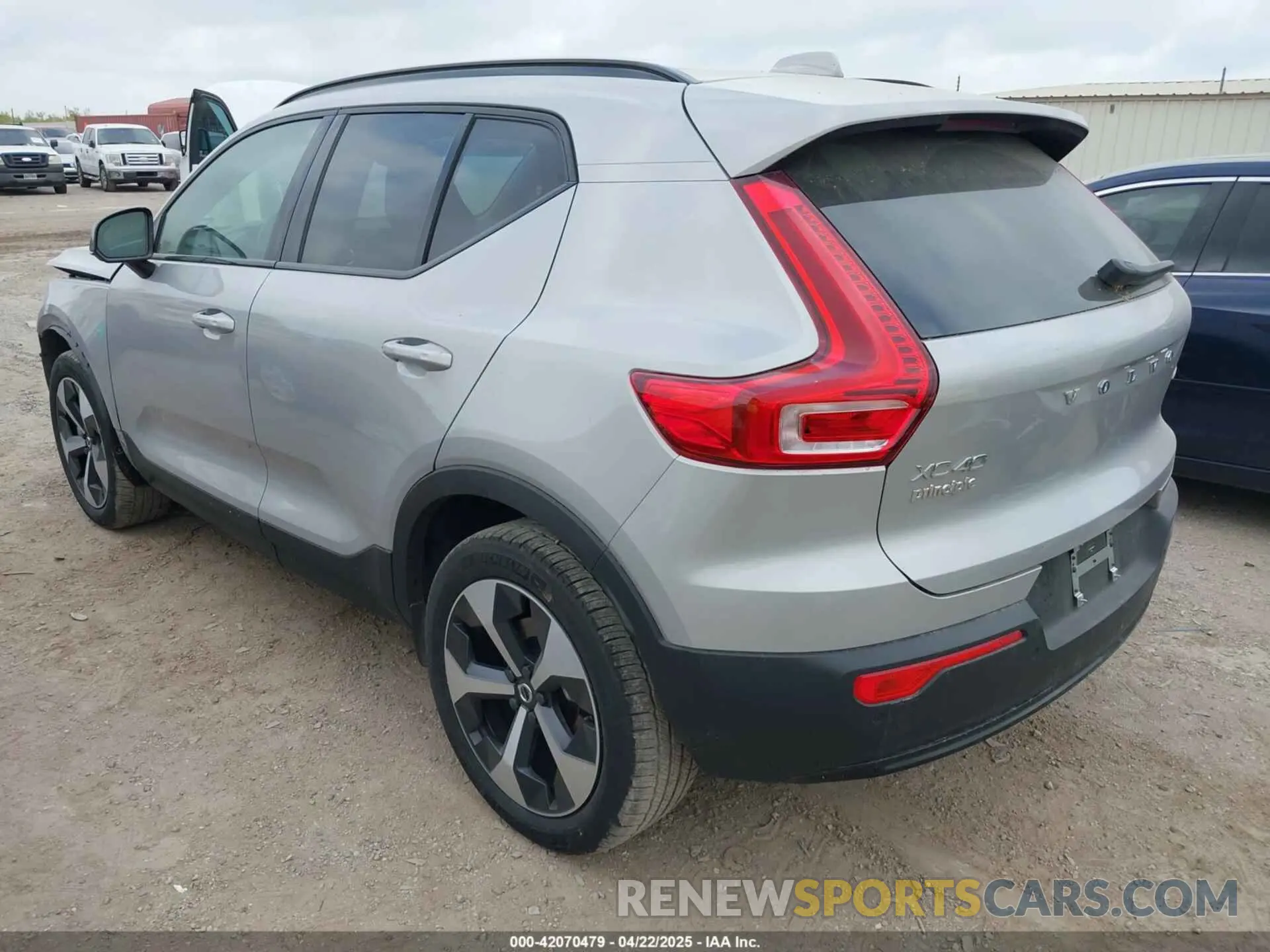 3 Photograph of a damaged car YV4L12UK9R2309479 VOLVO XC40 2024