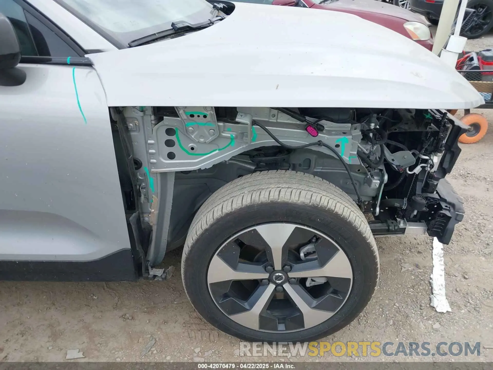 6 Photograph of a damaged car YV4L12UK9R2309479 VOLVO XC40 2024