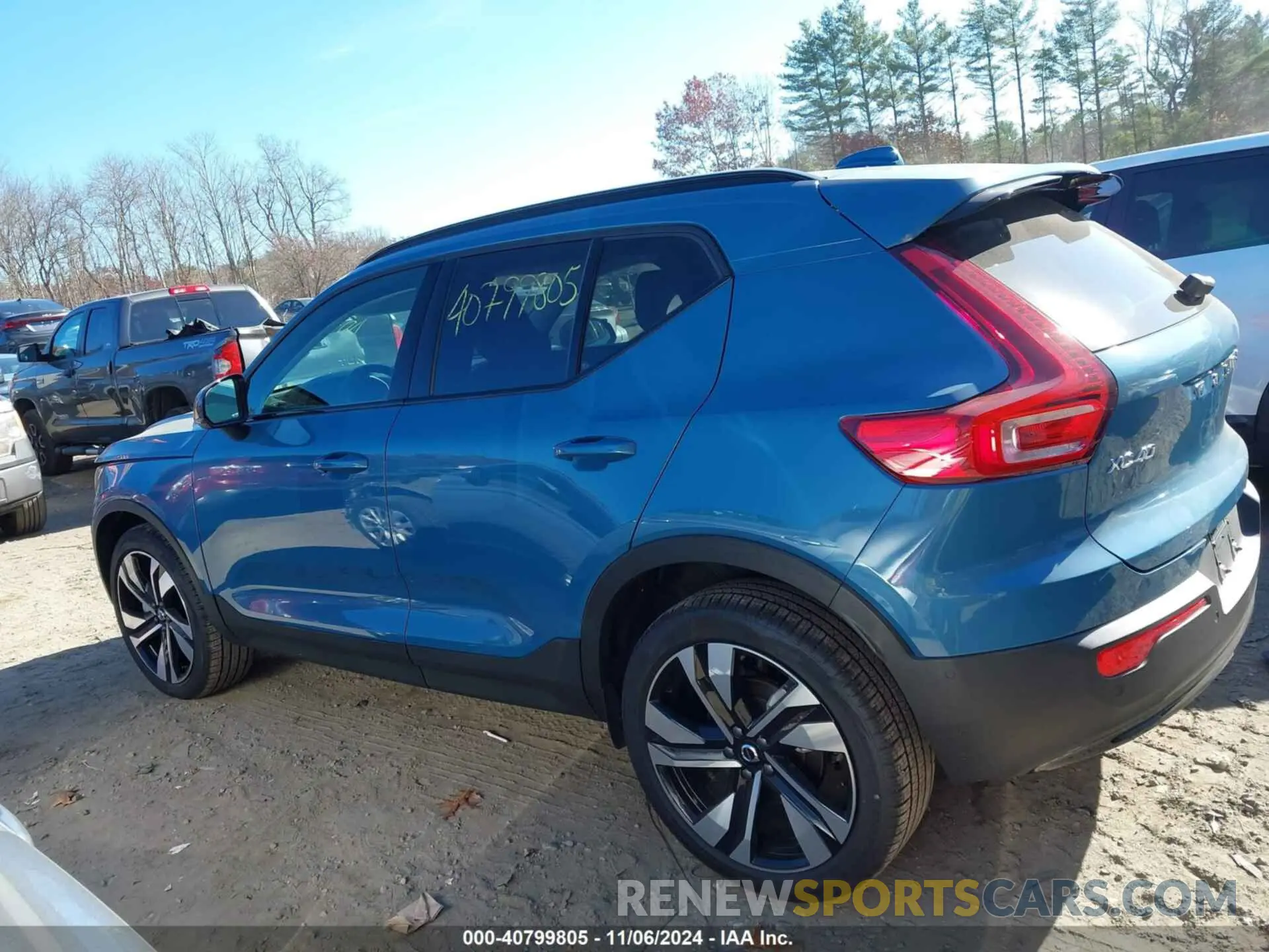 14 Photograph of a damaged car YV4L12UL7R2310610 VOLVO XC40 2024
