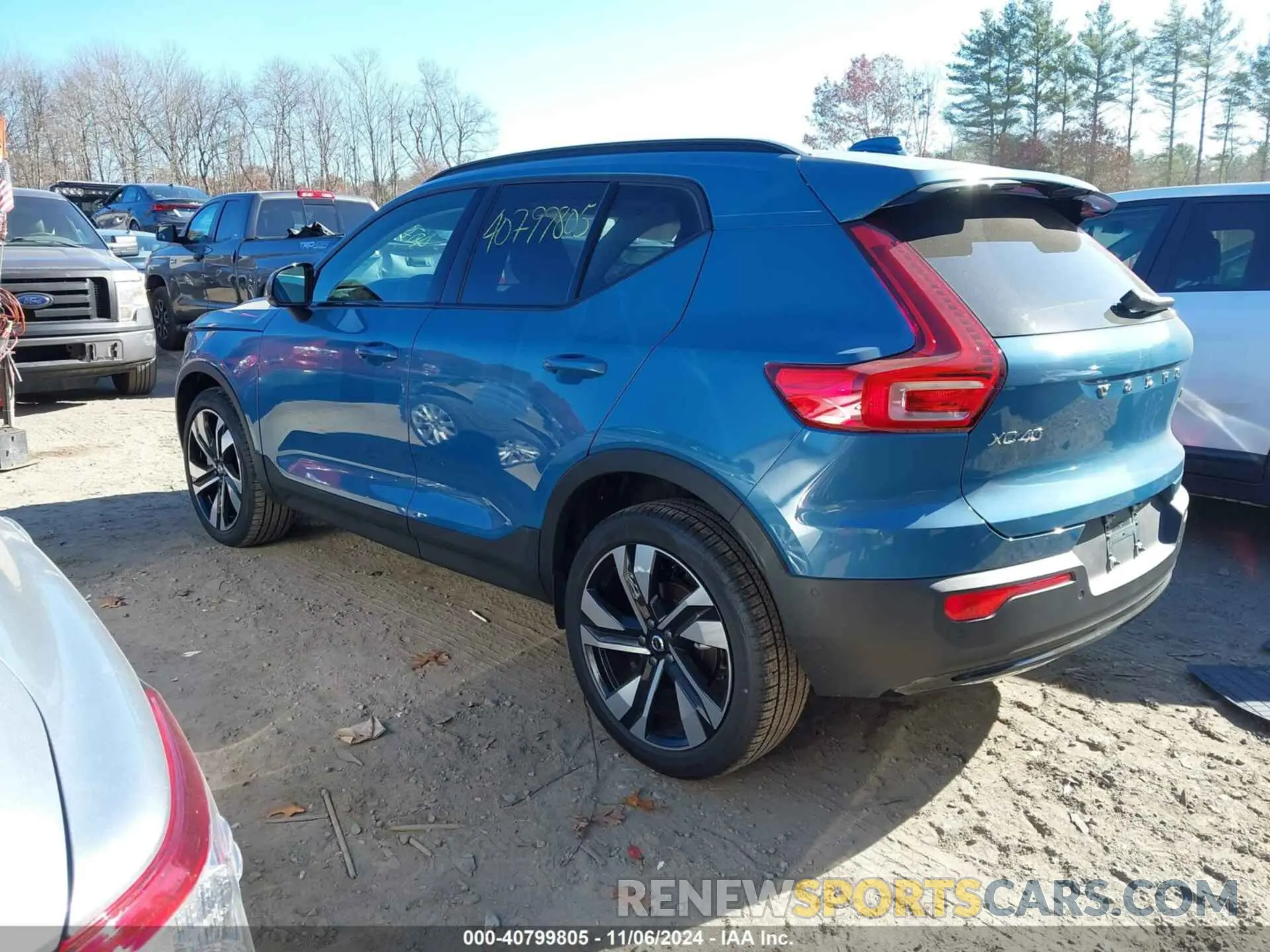 3 Photograph of a damaged car YV4L12UL7R2310610 VOLVO XC40 2024