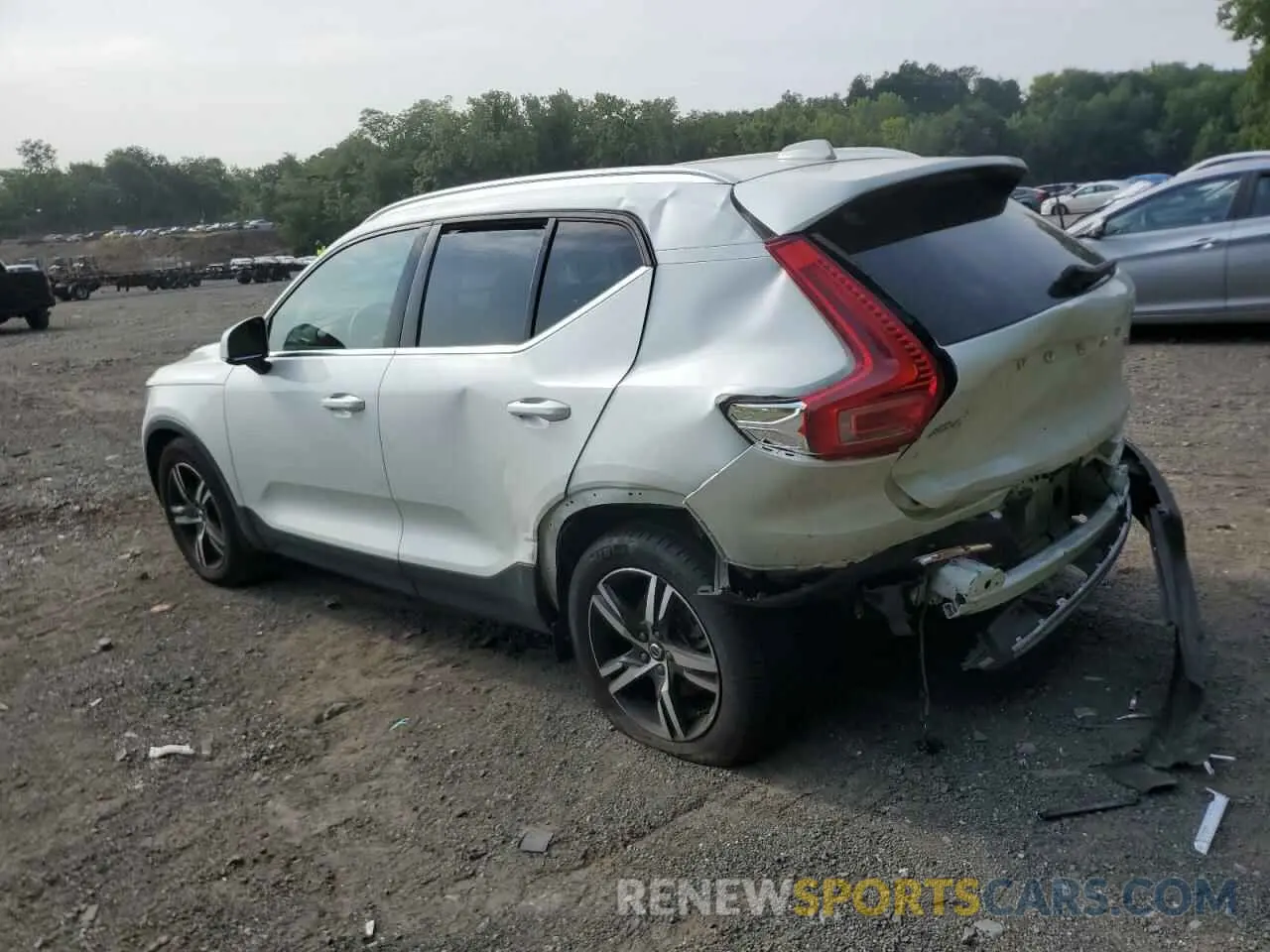 2 Photograph of a damaged car YV4L12UK0R2238897 VOLVO XC40 CORE 2024