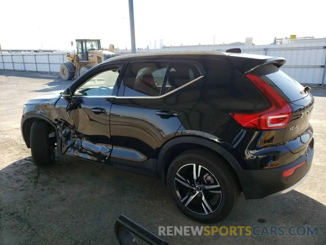 2 Photograph of a damaged car YV4L12UK1R2286540 VOLVO XC40 CORE 2024