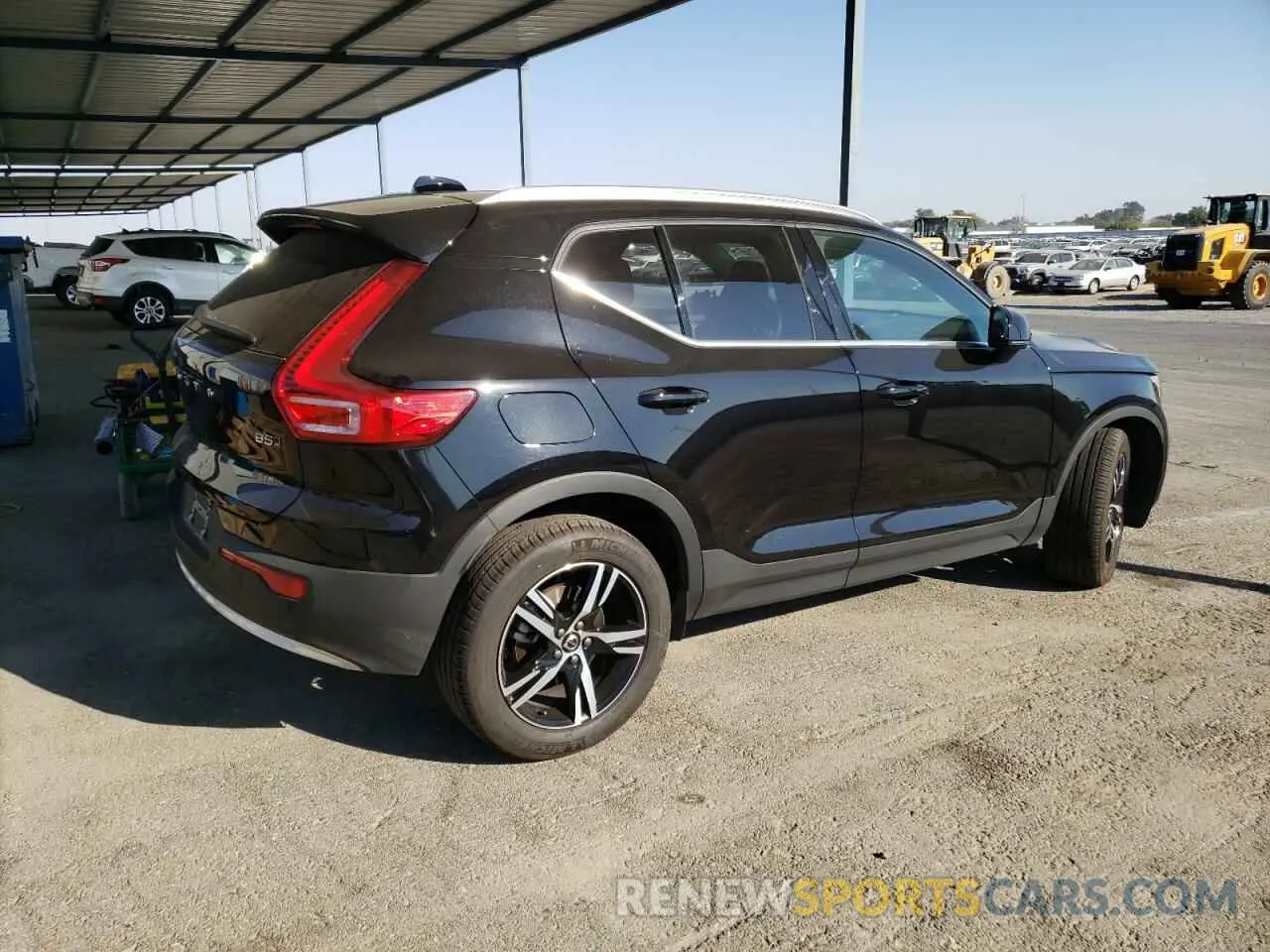 3 Photograph of a damaged car YV4L12UK1R2286540 VOLVO XC40 CORE 2024