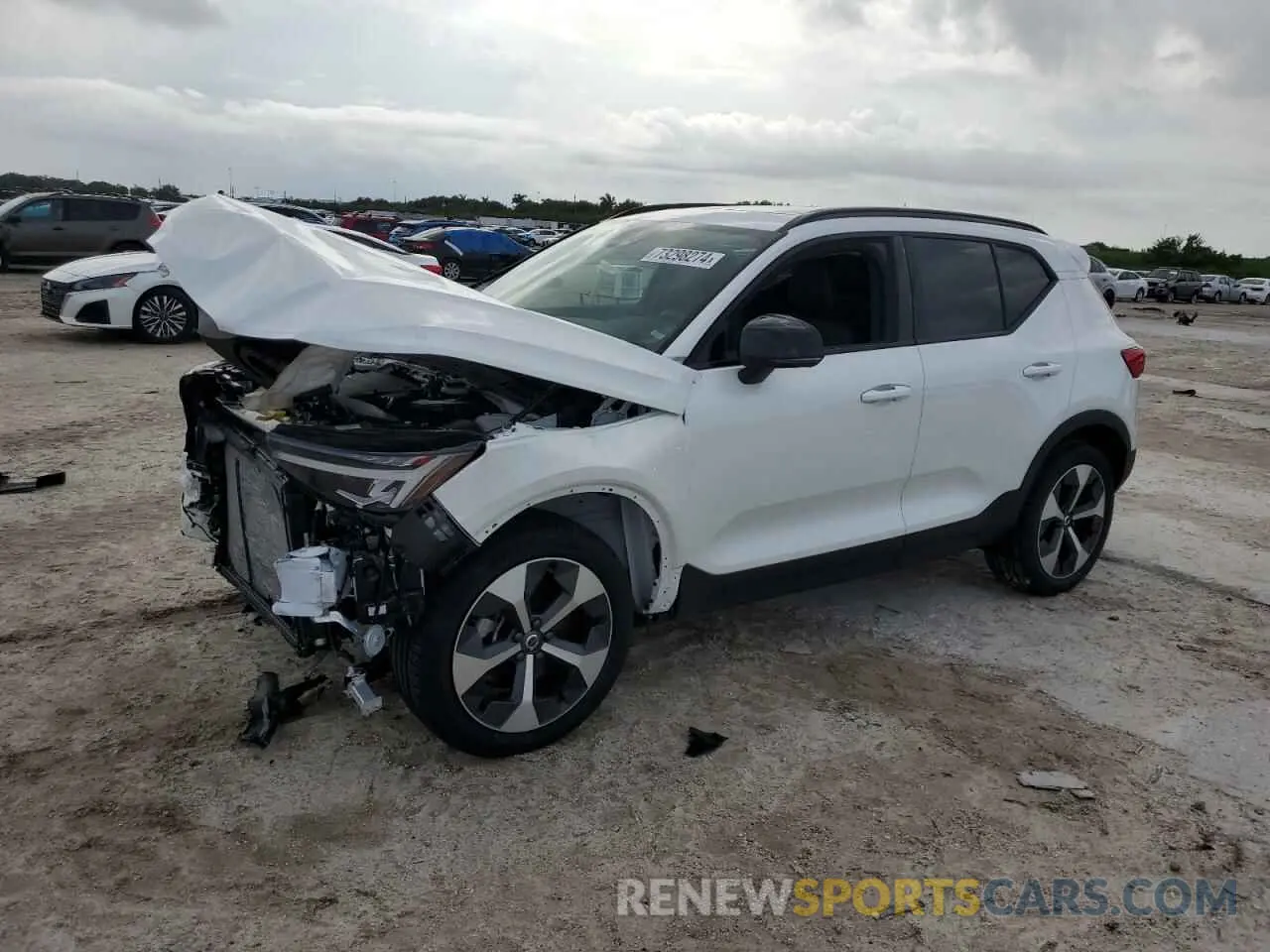 1 Photograph of a damaged car YV4L12UK1R2307578 VOLVO XC40 CORE 2024