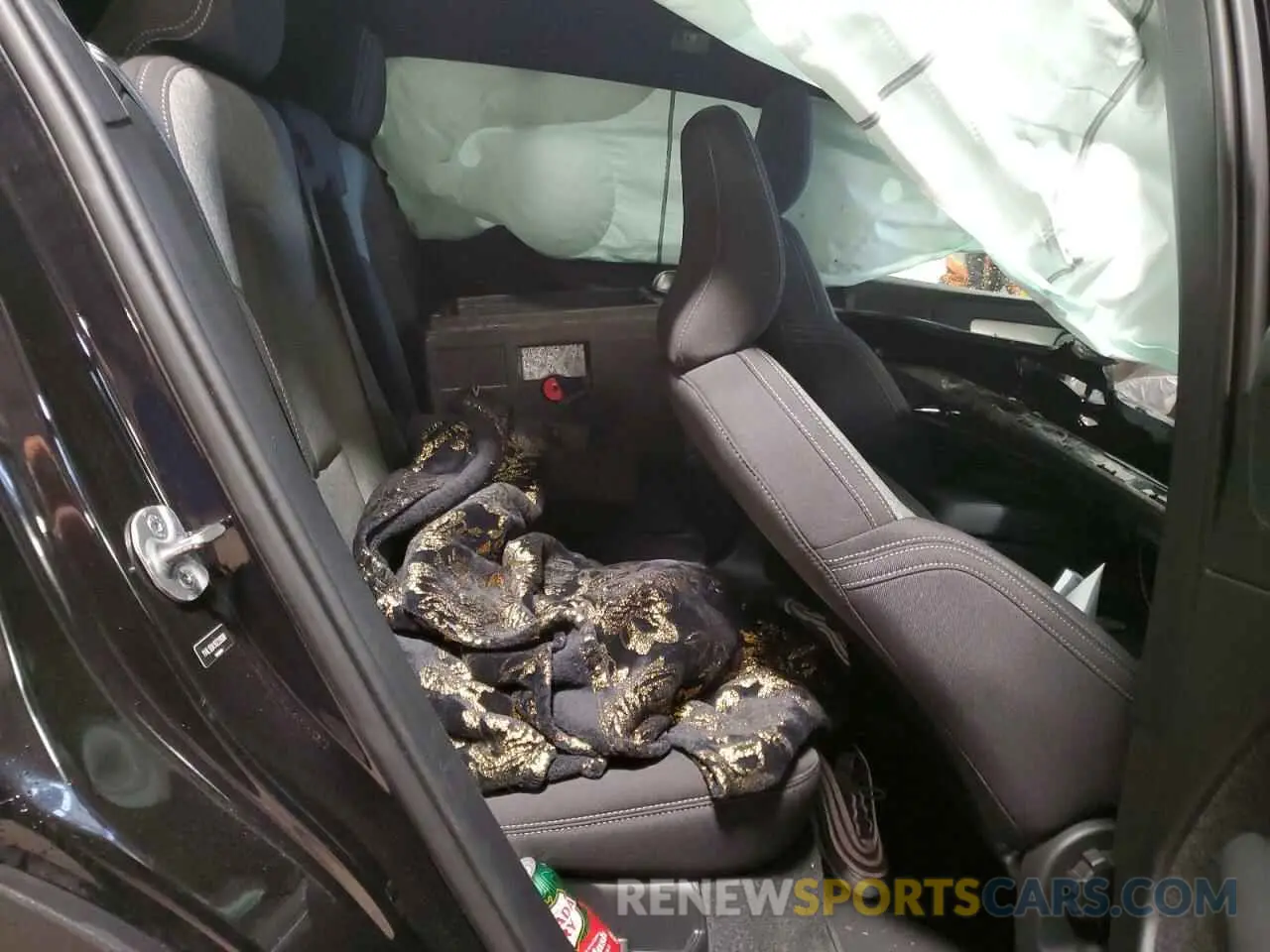 11 Photograph of a damaged car YV4L12UK1R2339088 VOLVO XC40 CORE 2024
