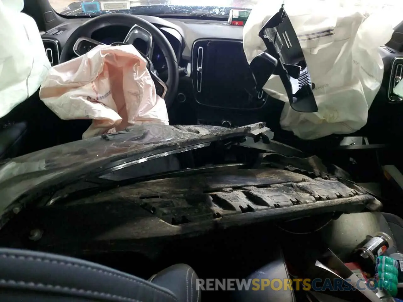 8 Photograph of a damaged car YV4L12UK1R2339088 VOLVO XC40 CORE 2024