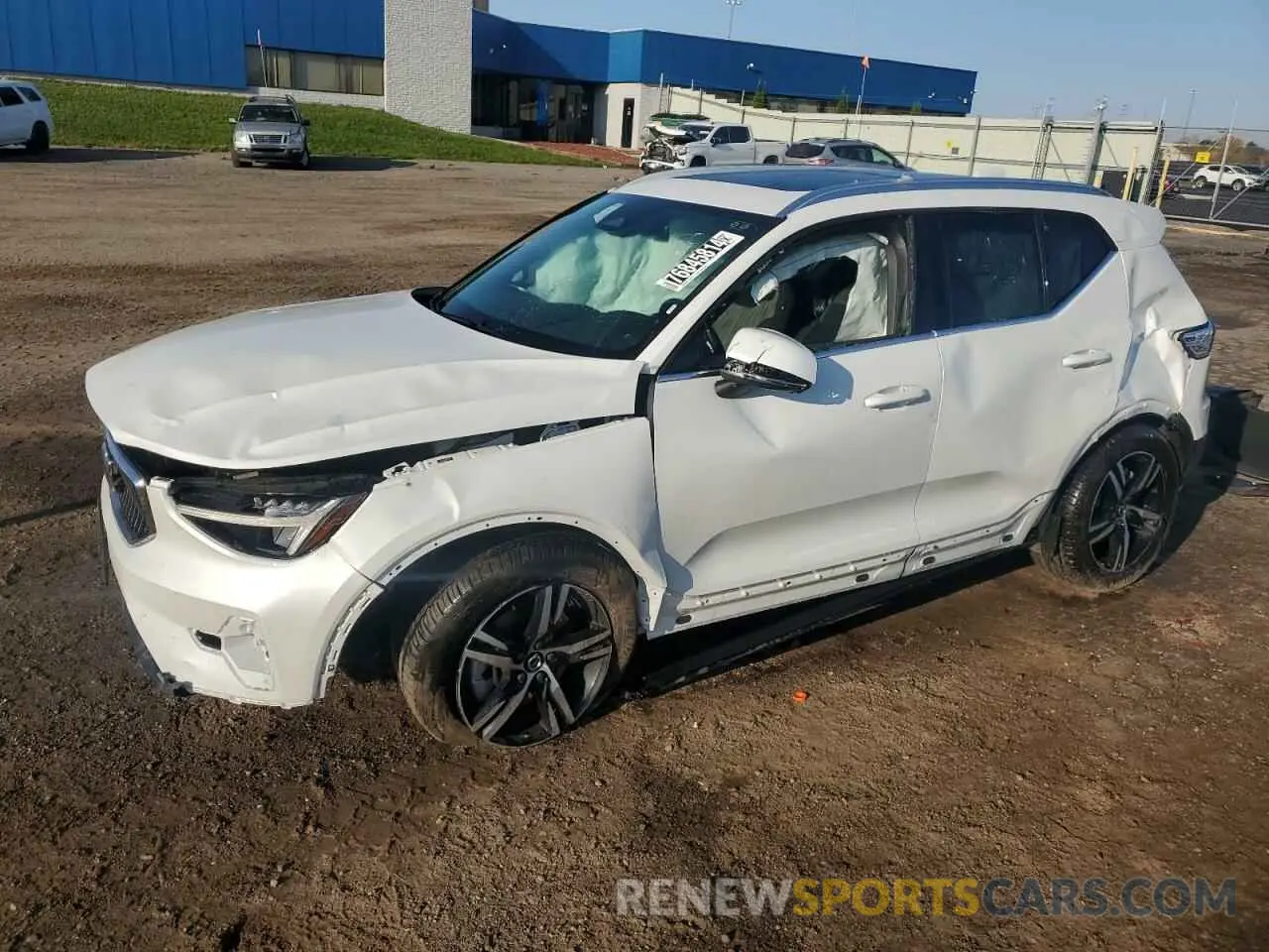 1 Photograph of a damaged car YV4L12UK4R2341885 VOLVO XC40 CORE 2024