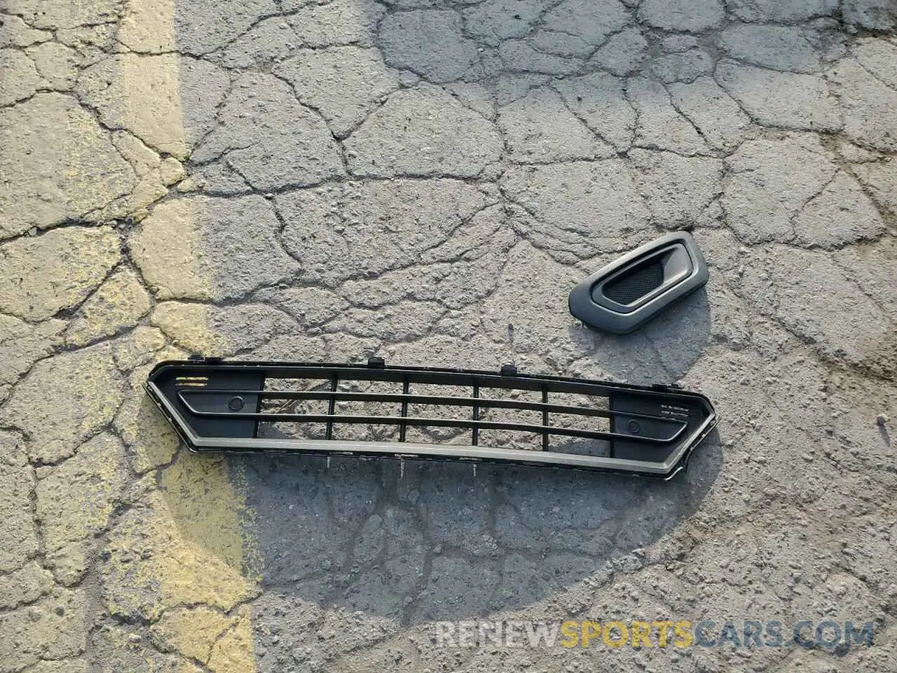 13 Photograph of a damaged car YV4L12UK5R2356380 VOLVO XC40 CORE 2024